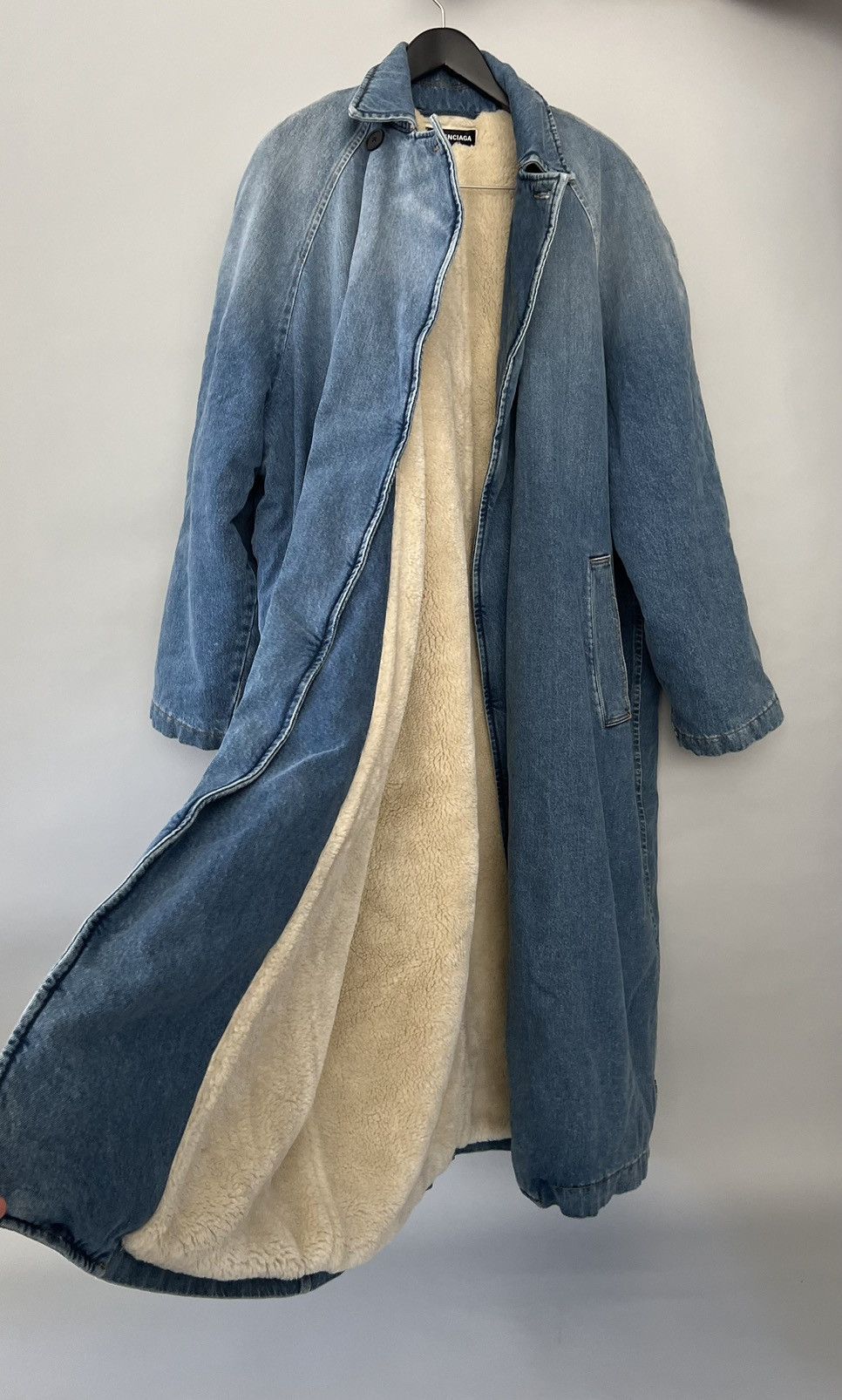 Balenciaga Balenciaga Denim Shearling Coat Size US XL / EU 56 / 4 - 9 Thumbnail