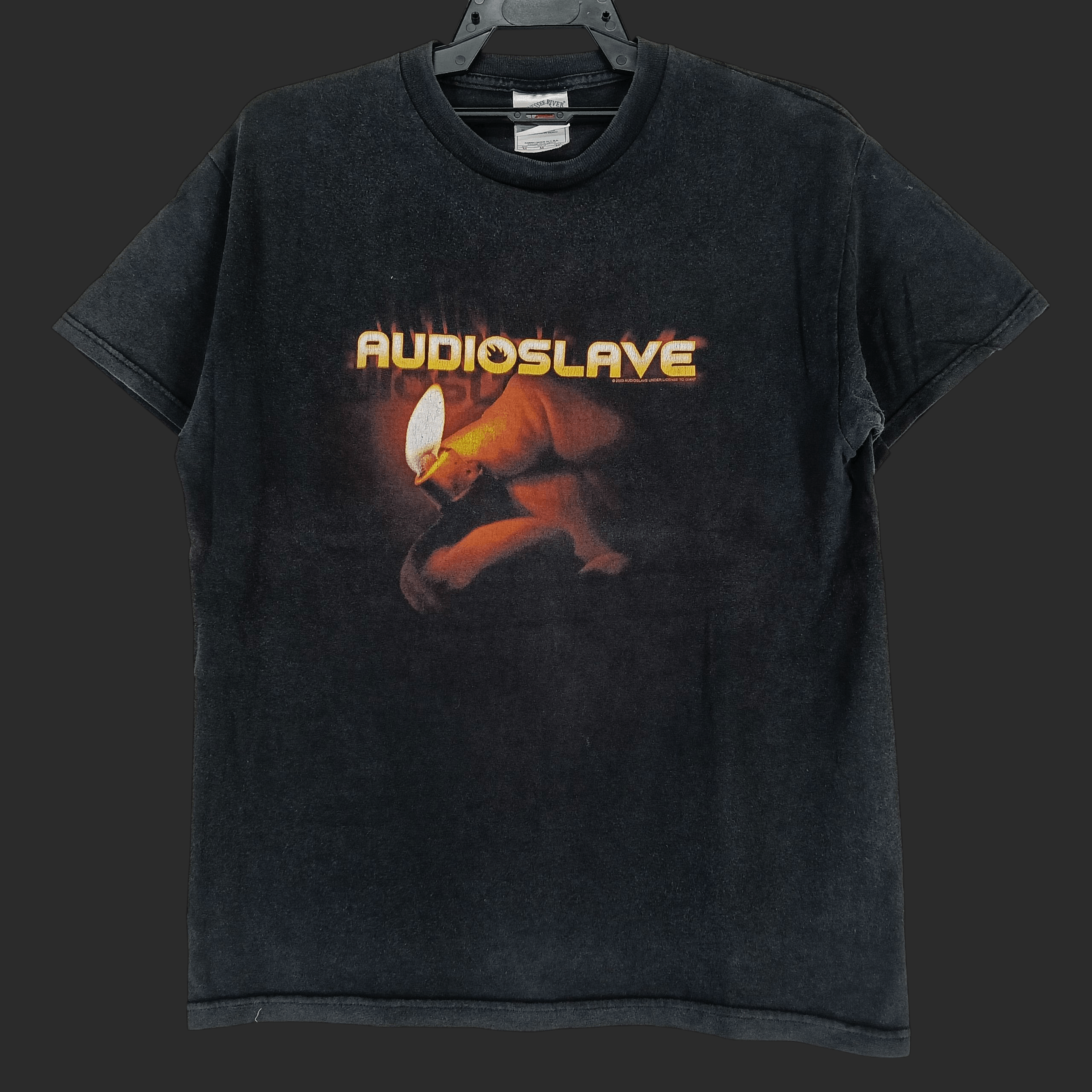 Vintage Vintage Y2K Audioslave Band T Shirt Size US M / EU 48-50 / 2 - 1 Thumbnail