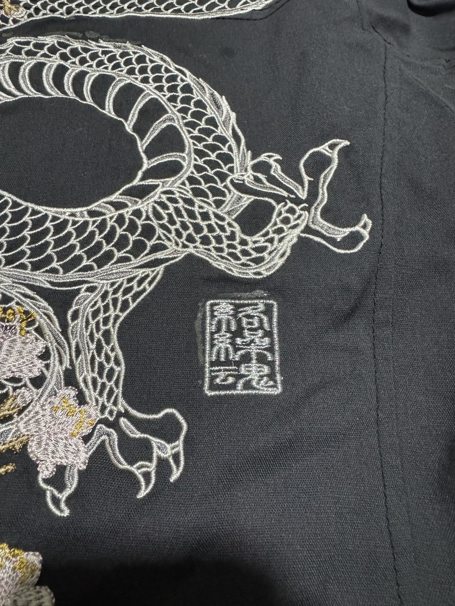 Japanese Brand Vintage Karakuri Tamashi Embroider Sukajan Tactical Jacket Size US L / EU 52-54 / 3 - 7 Thumbnail