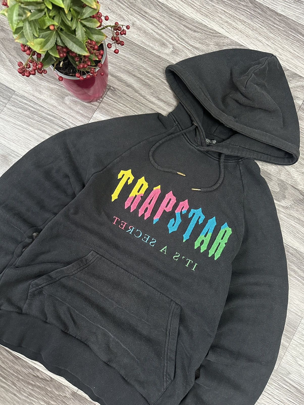 Trapstar London Trapstar London Big Teddy Multicolour Logo Hoodie size S Size US S / EU 44-46 / 1 - 3 Thumbnail