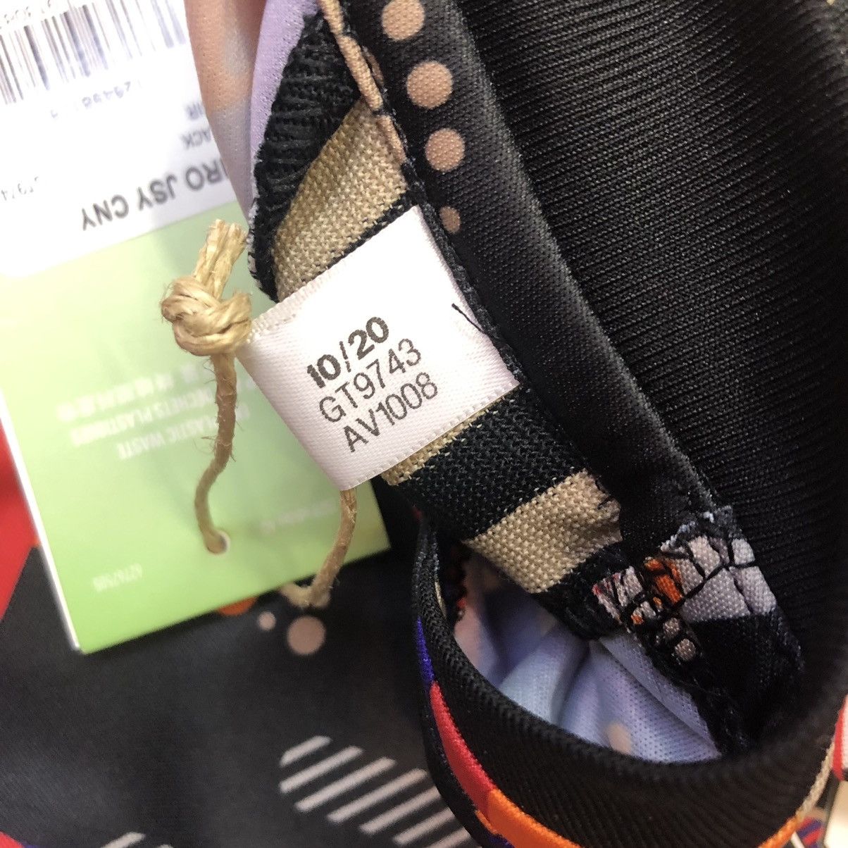 Manchester United Chinese New Year special training shirt