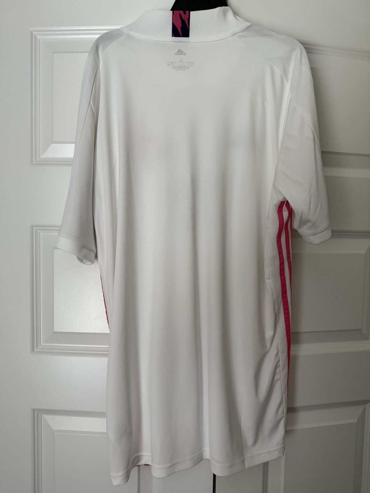 Adidas Real Madrid home 20/21 Jersey White L Size US L / EU 52-54 / 3 - 2 Thumbnail