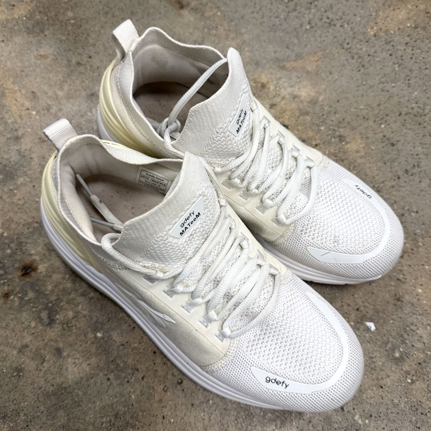 Vintage GDEFY MATeeM Cross-Trainer VersoShock Performance Sneaker Mens Size 10 White Athletic Arch Support Size US 10 / EU 43 - 2 Thumbnail