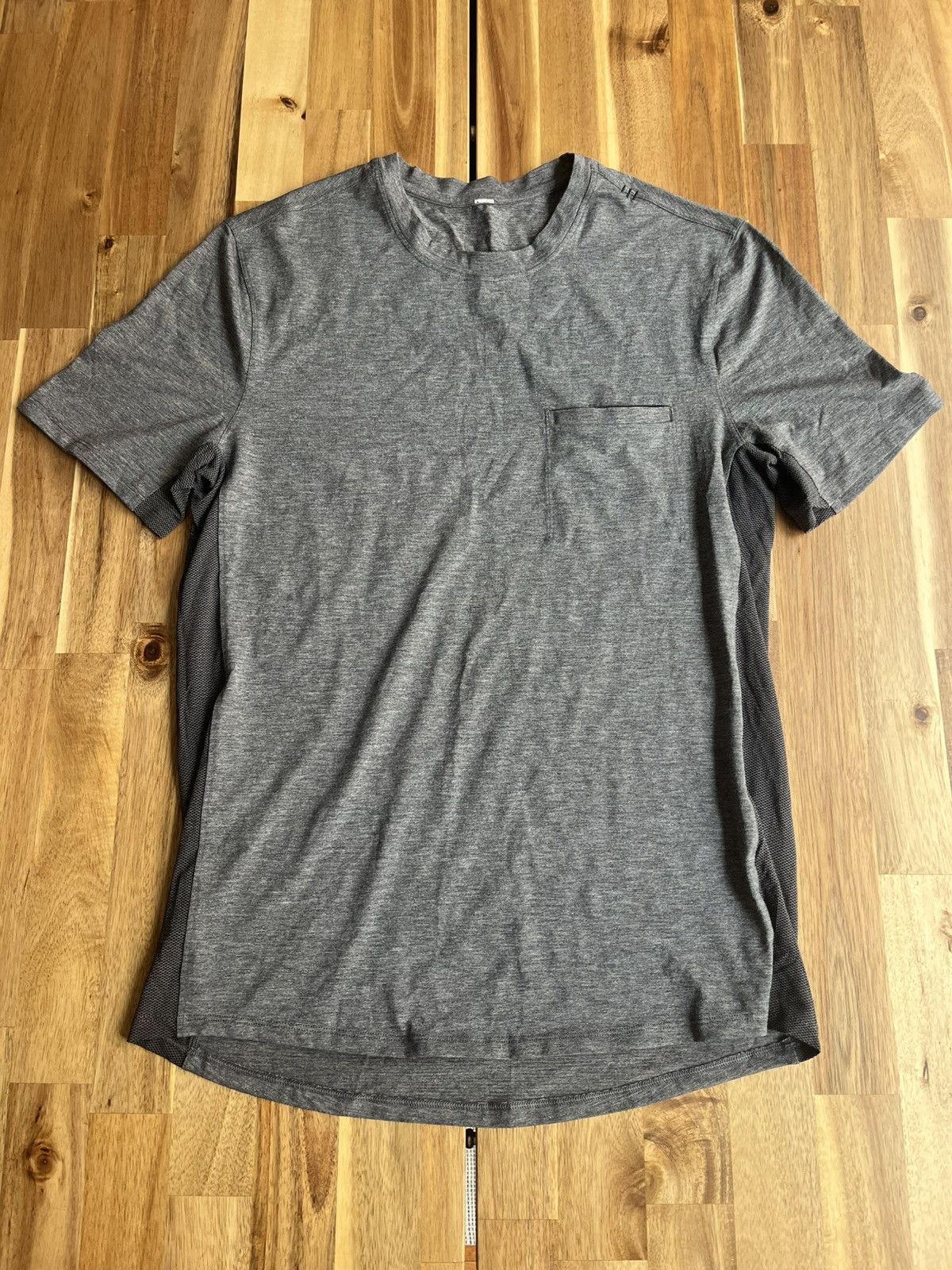 Lululemon Men’s Gray Lululemon T-Shirt Size US S / EU 44-46 / 1 - 1 Thumbnail