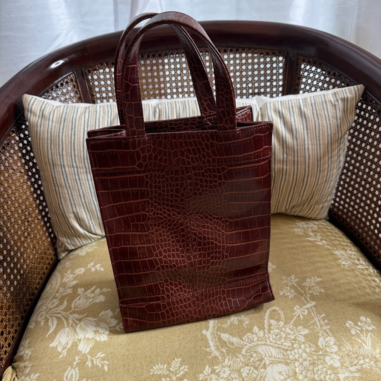 Tommy Hilfiger Tommy Hilfiger Vintage Y2K Satchel Purse Tote Size ONE SIZE - 6 Thumbnail