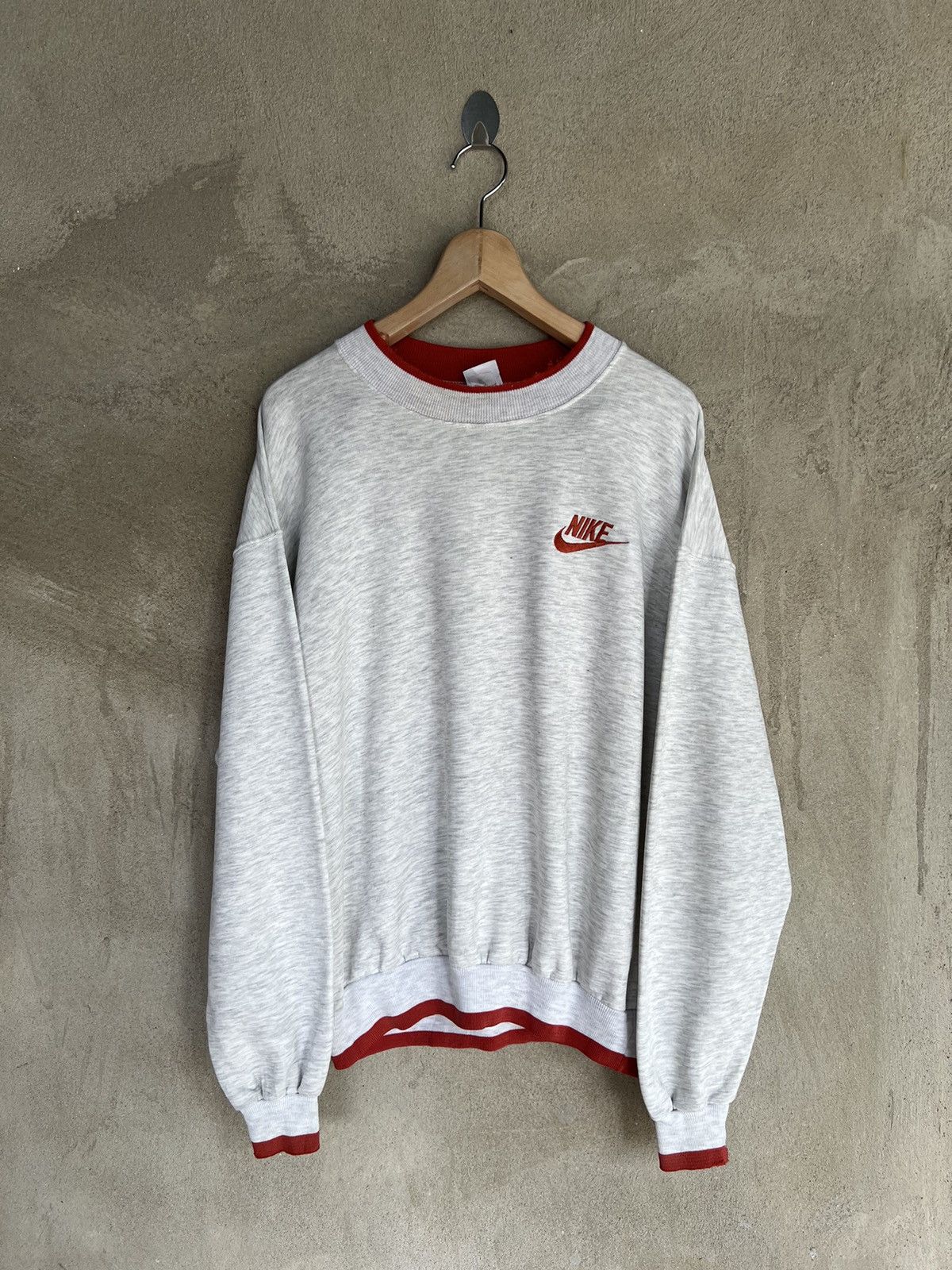 Nike Vintage Nike Small Logo Sweatshirt Size US M / EU 48-50 / 2 - 2 Thumbnail