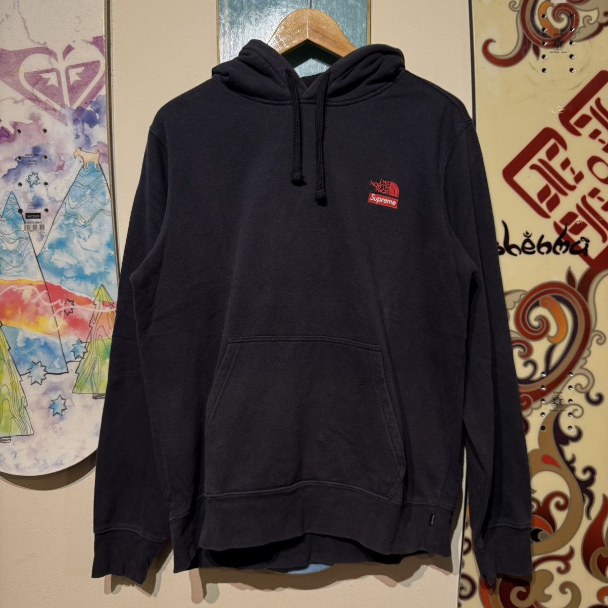 Supreme × The North Face Supreme x The North Face TNF Statue of Liberty Size US M / EU 48-50 / 2 - 1 Thumbnail