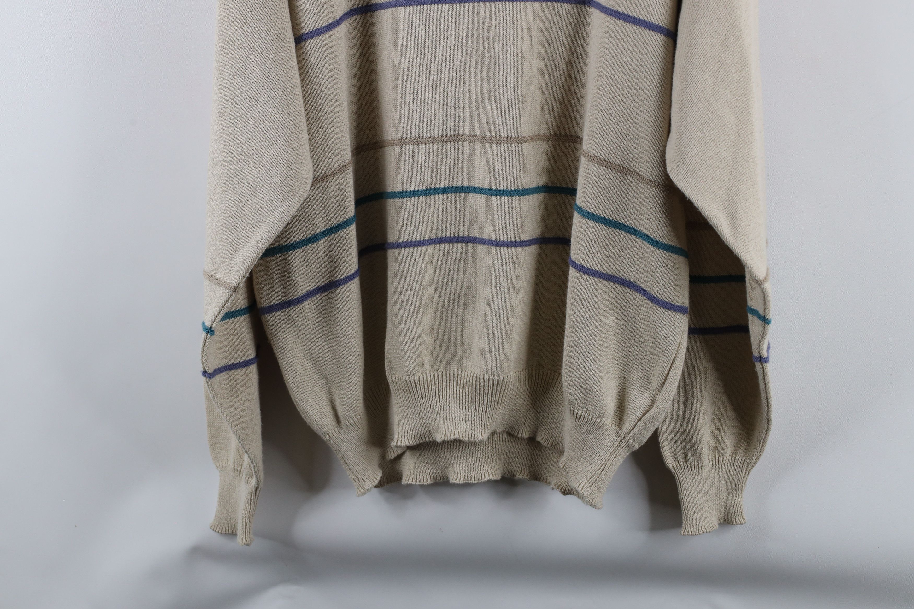 Vintage Vintage 90s Streetwear Diamond Knit Crewneck Sweater Beige Size US XXL / EU 58 / 5 - 11 Thumbnail