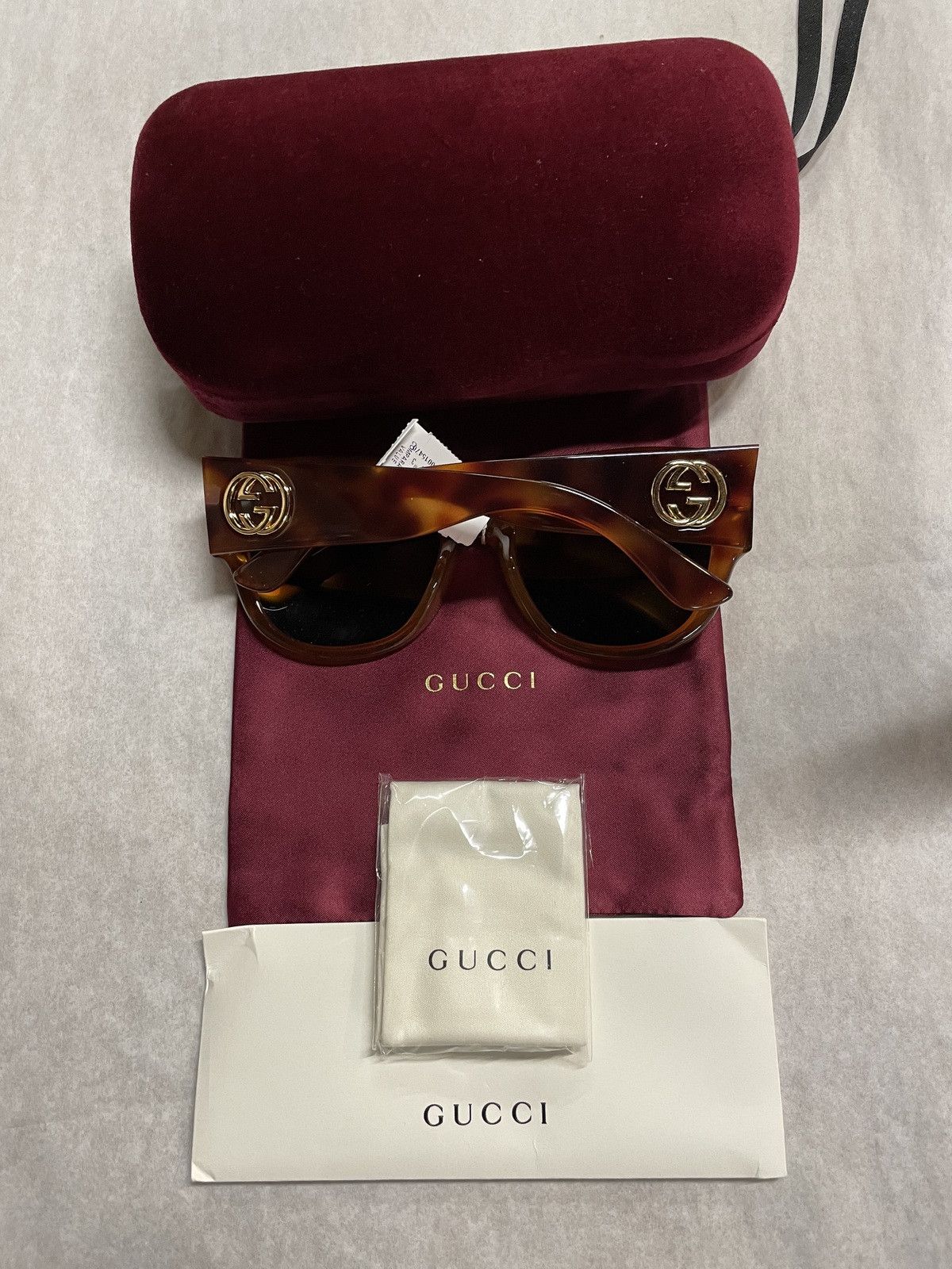Gucci Gucci GG0142SA 002 Havana/Green Lens Optyl Sunglasses Size ONE SIZE - 6 Thumbnail