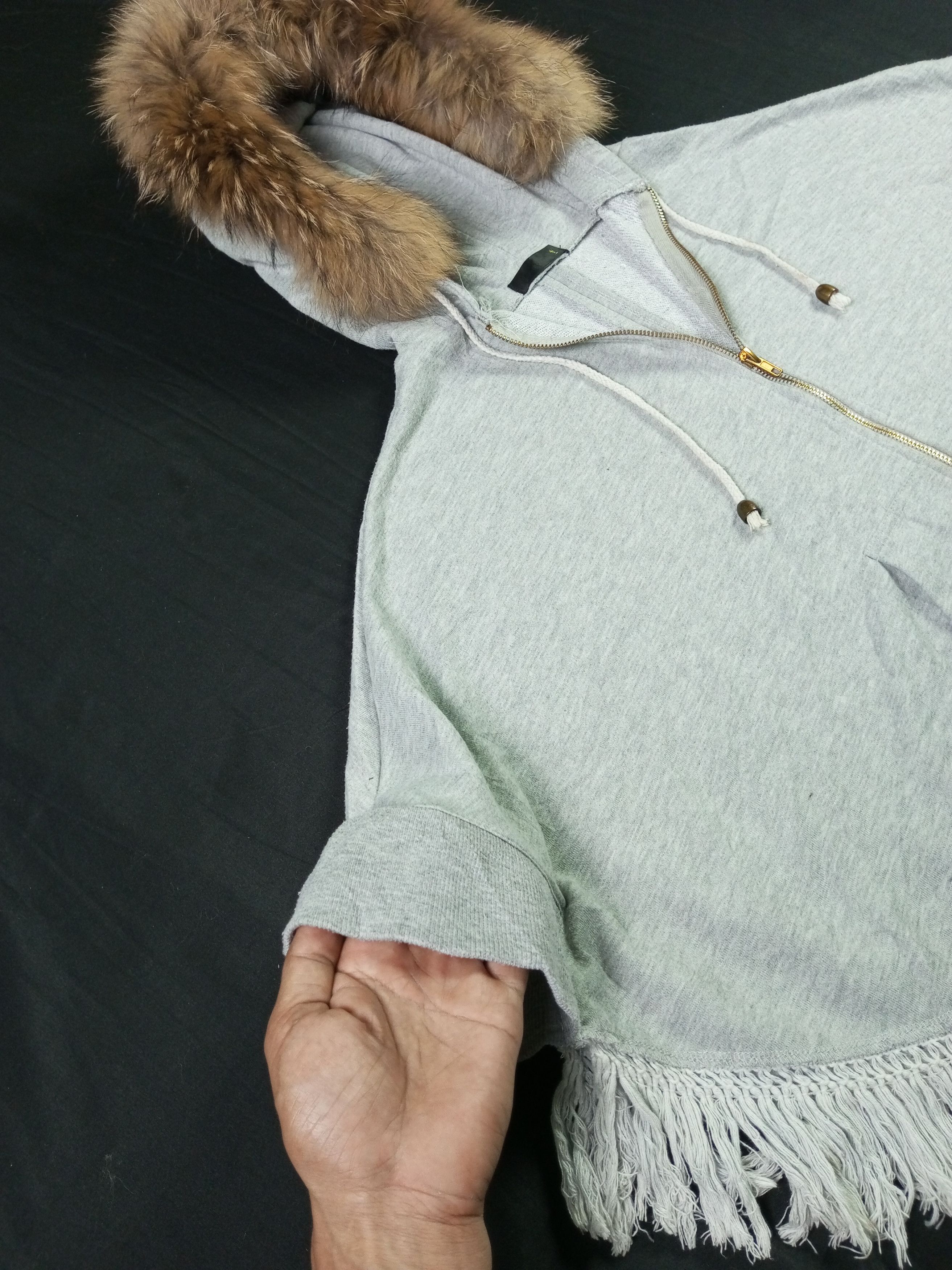 Japanese Brand "F" Unknown Japanese Brand Poncho Fur Hoodie Size US L / EU 52-54 / 3 - 10 Thumbnail