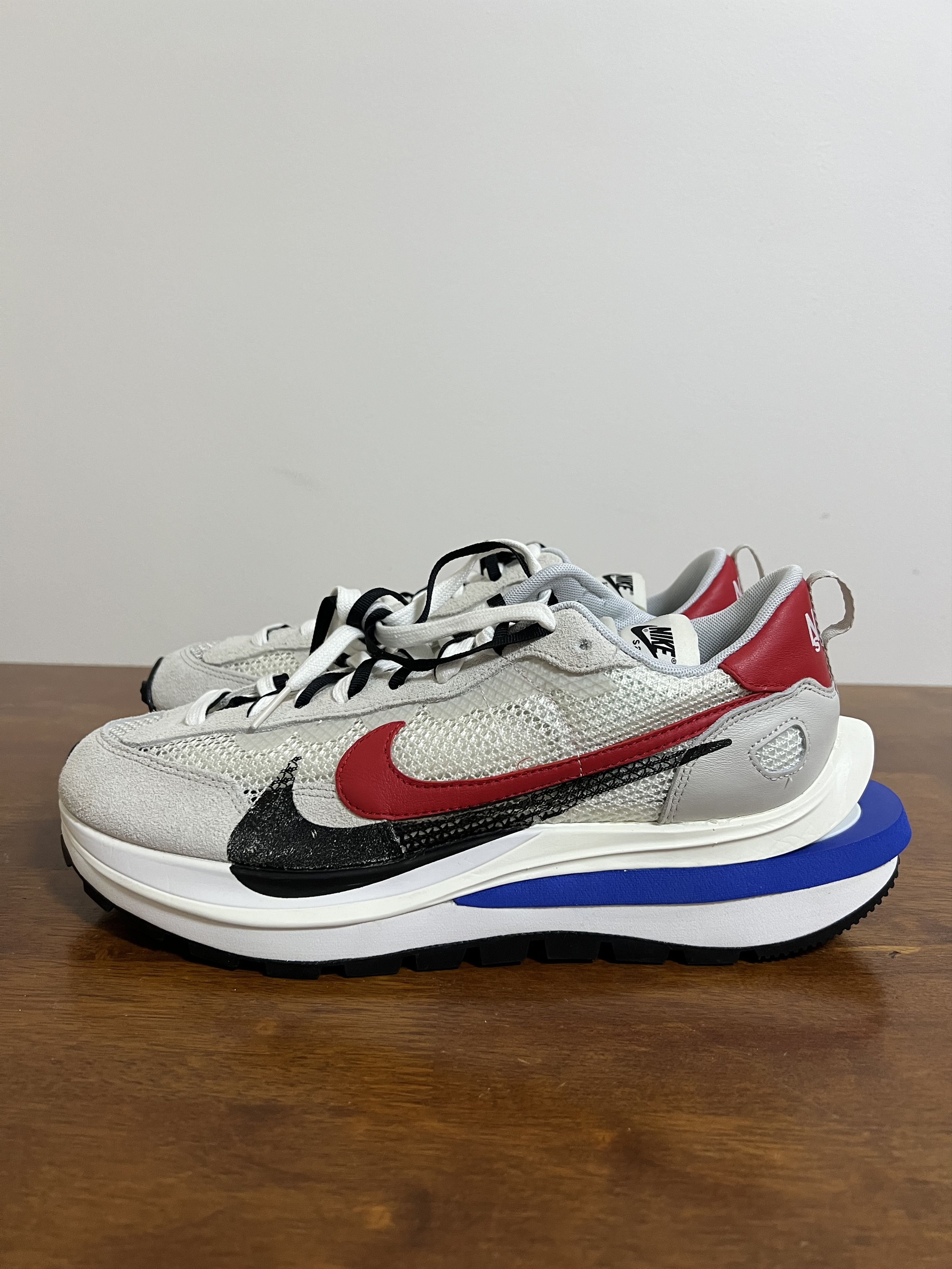 Nike × Sacai 💚 2020 Sacai x Nike Vaporwaffle Sail/Sport Fuchsia NEW Size US 11 / EU 44 - 1 Thumbnail
