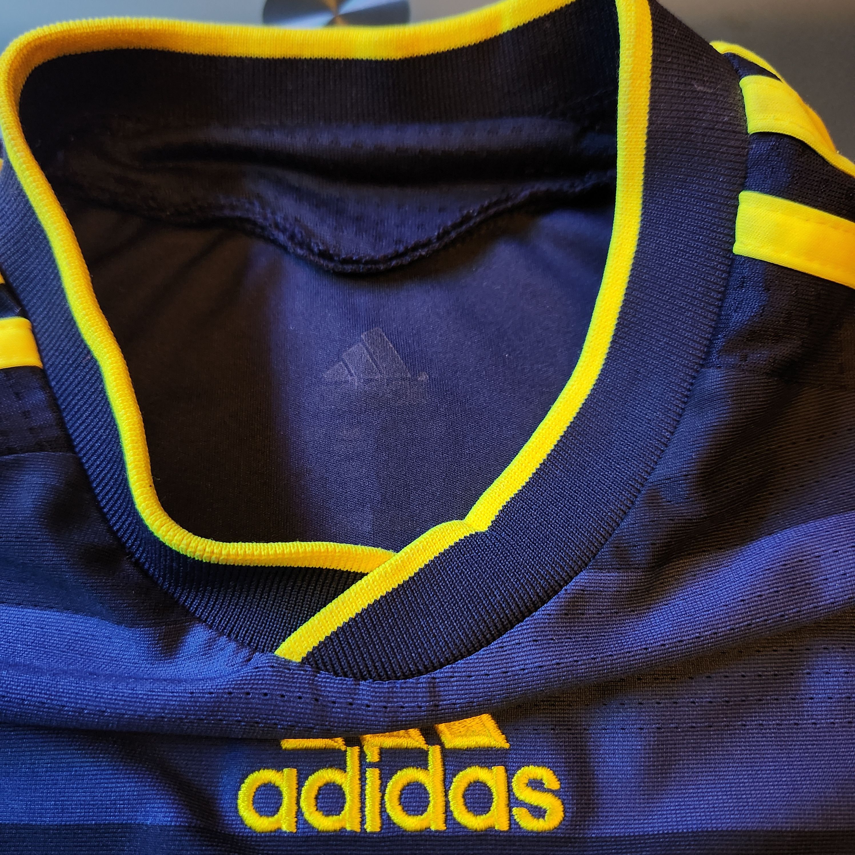 Adidas Authentic Retro Chelsea LAMPARD 2009-2010 09/10 Away Jersey Size US S / EU 44-46 / 1 - 12 Thumbnail
