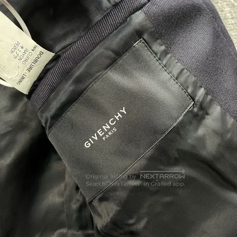 Other Givenchy Size44 Navy Blue Suit Size 44 Size US M / EU 48-50 / 2 - 4 Thumbnail