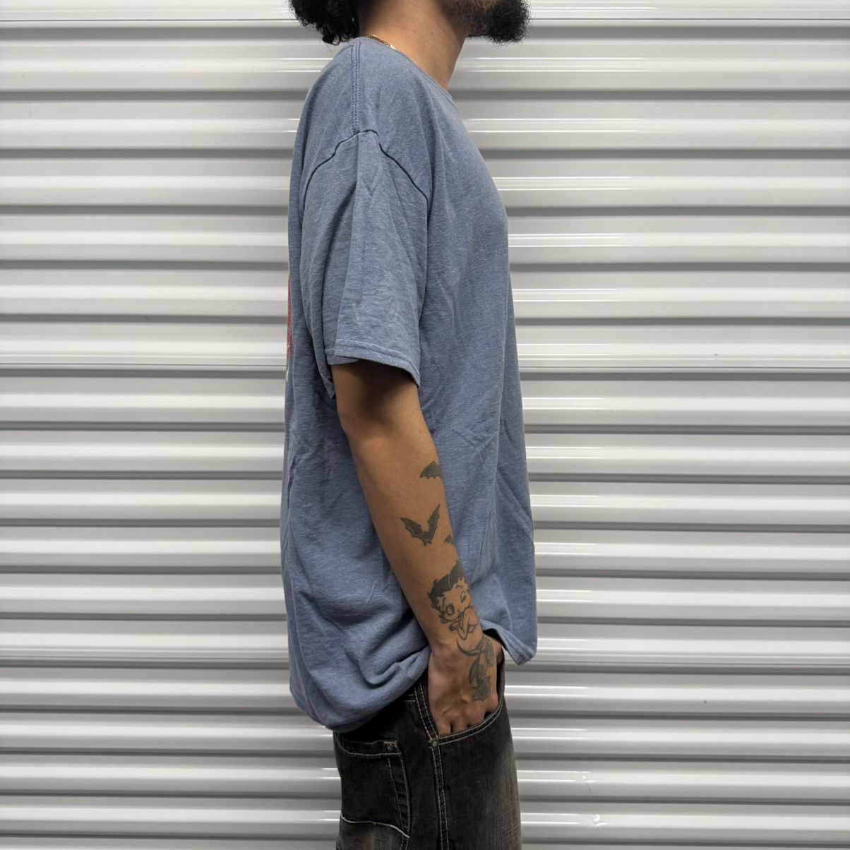 Other Vintage Y2K/2000s Light Blue Yaga Skater Streetwear Tee! Size US XL / EU 56 / 4 - 3 Thumbnail