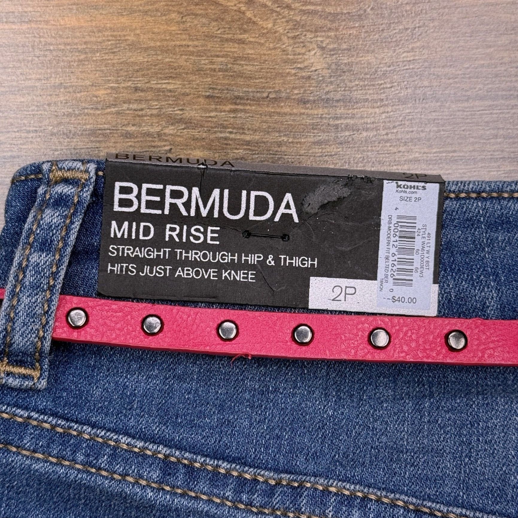 Apt. 9 **Apt. 9 Blue Petite Women's Bermuda Shorts Cuffed Belted New** User: **New Title: Bermuda Blue Petite Women's Apt. 9 Shorts Cuffed Belted** Size 26" / US 2 / IT 38 - 7 Thumbnail