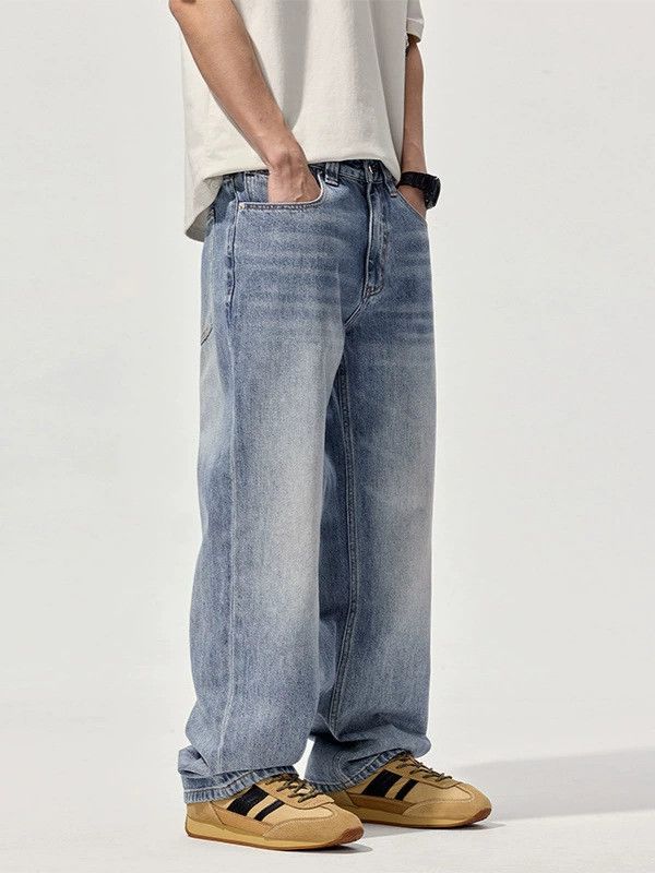Jean Men's retro loose straight light blue distressed jeans Size US 32 / EU 48 - 3 Thumbnail