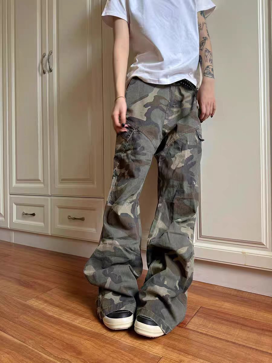 Japanese Brand High Street Y2K Hip Hop Camouflage Micro Flare Work Trousers Size US 34 / EU 50 - 1 Thumbnail