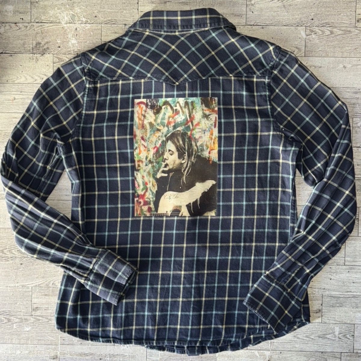 Vintage Vintage, Custom Kurt Cobain Art, Plaid Button Up Size ONE SIZE - 7 Thumbnail