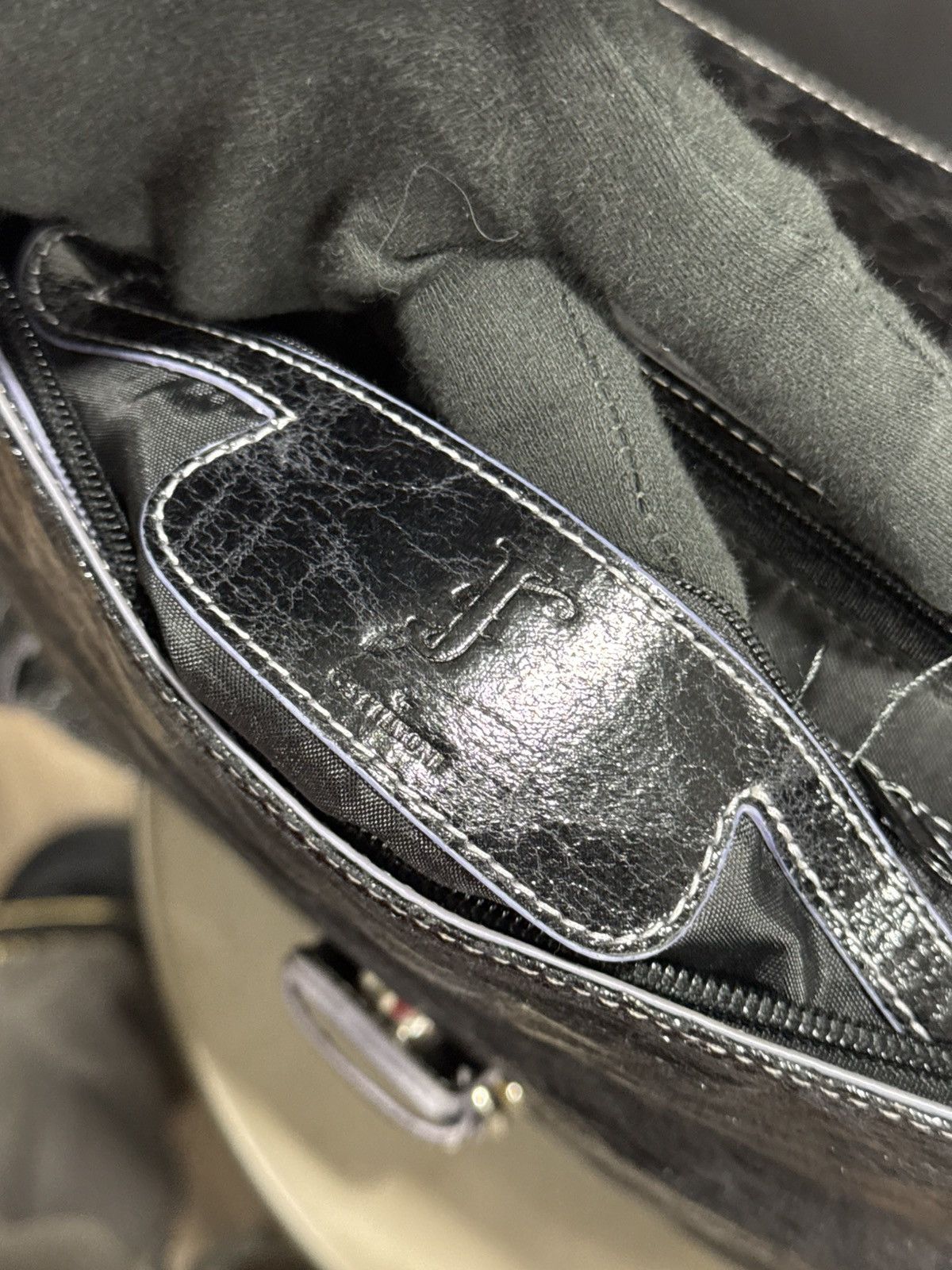 Other J by Gattinoni Distressed Leather Messenger Bag Y2K Archive Size ONE SIZE - 11 Thumbnail