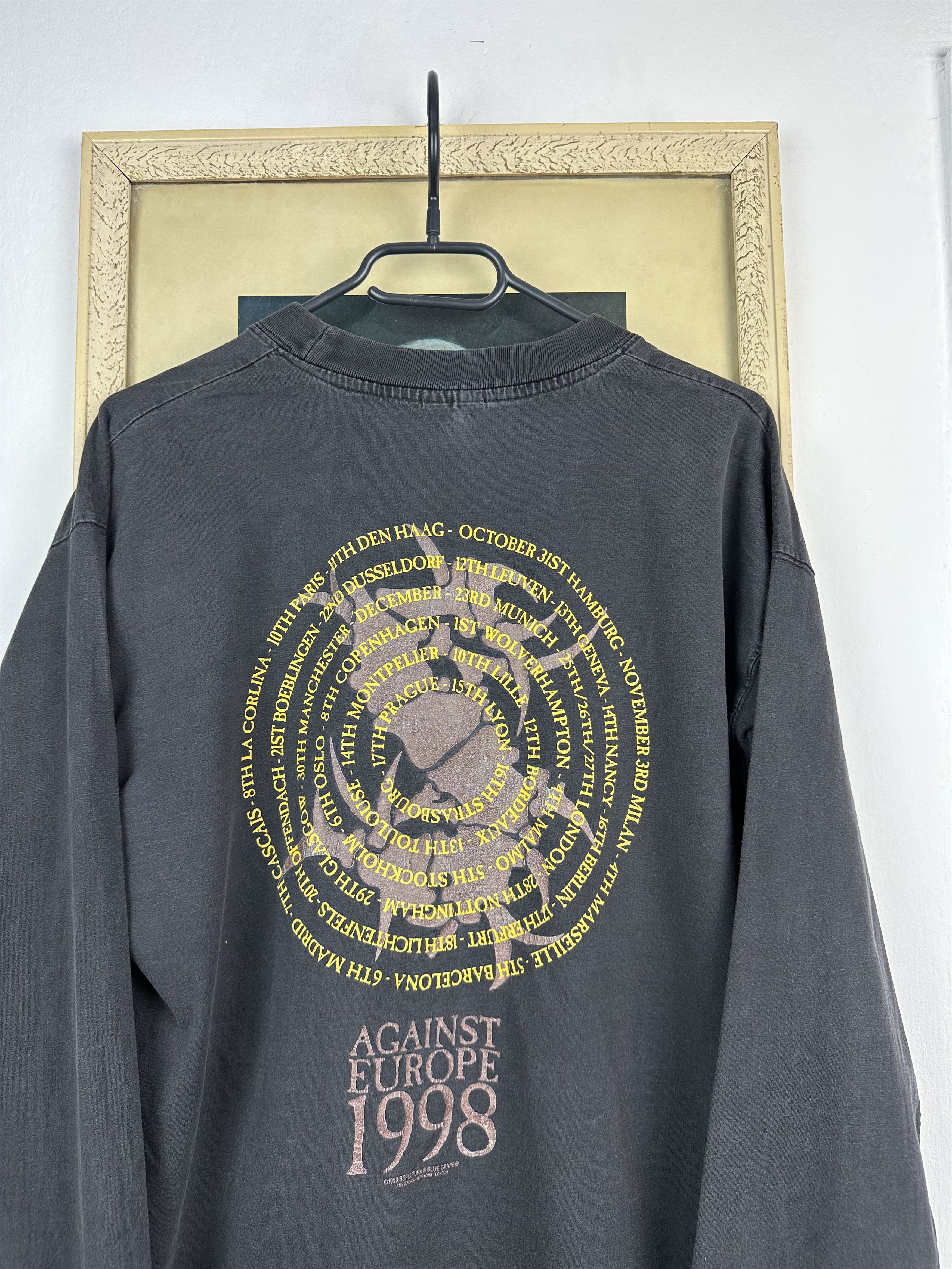 Band Tees Vintage 1998 Sepultura Shirt Band Long Sleeve Tee Rare Hype Size US XL / EU 56 / 4 - 12 Thumbnail