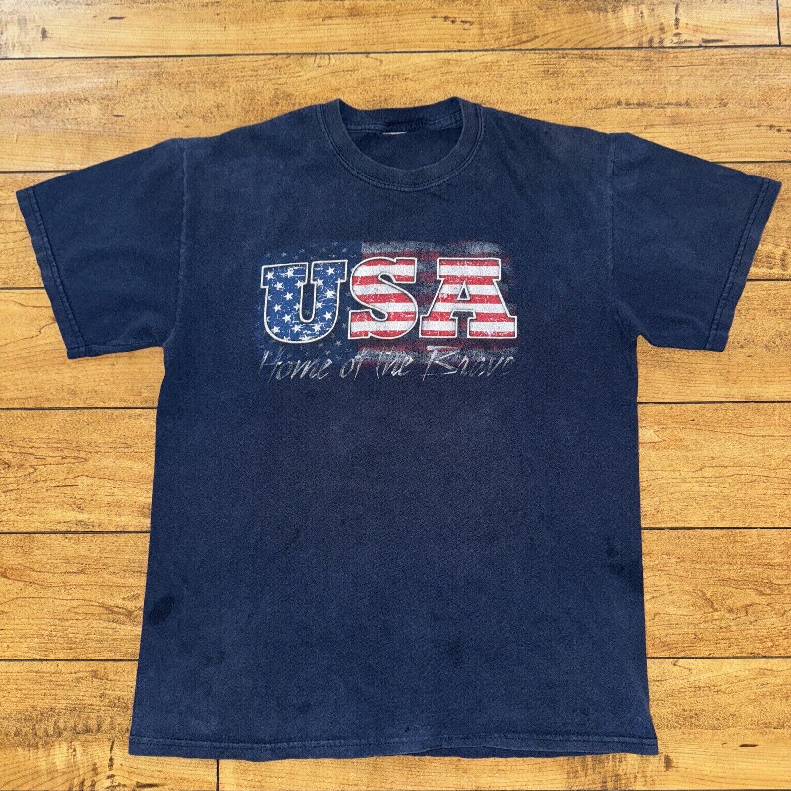 Band Tees × Vintage Vintage Y2K USA Home Of The Brave T-Shirt M Navy Blue 20x25 Size US M / EU 48-50 / 2 - 1 Thumbnail