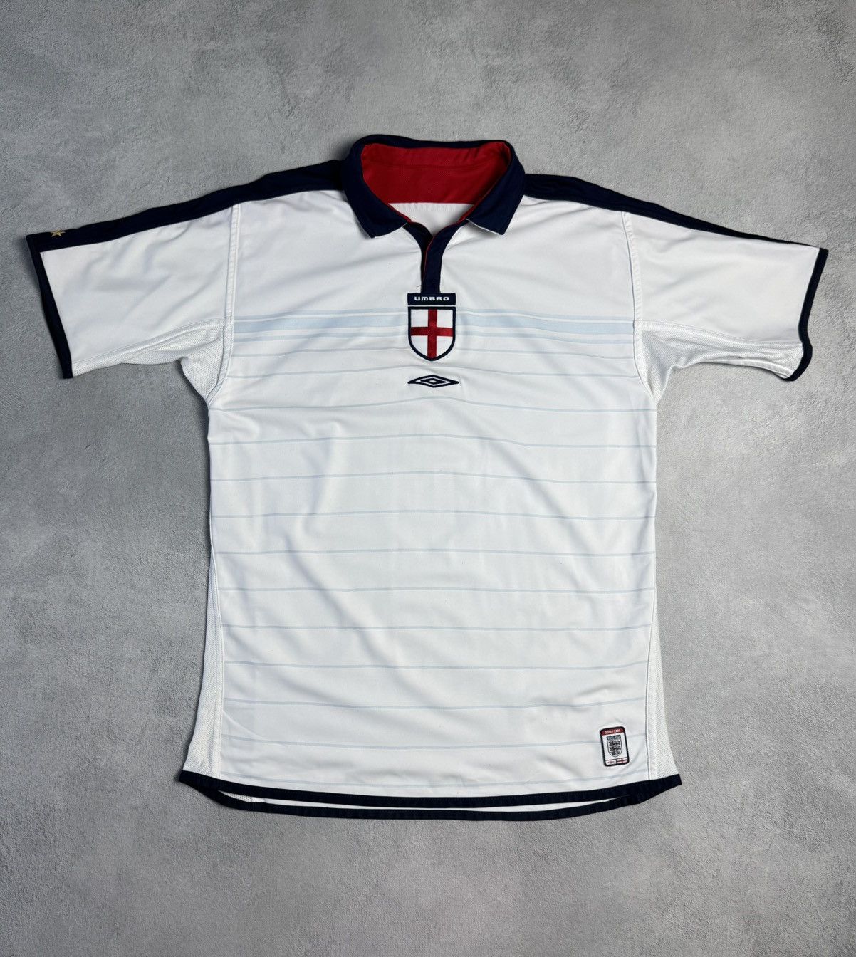 Umbro England 2003 2005 Home Shirt Jersey Reversible Umbro Size US L / EU 52-54 / 3 - 15 Thumbnail
