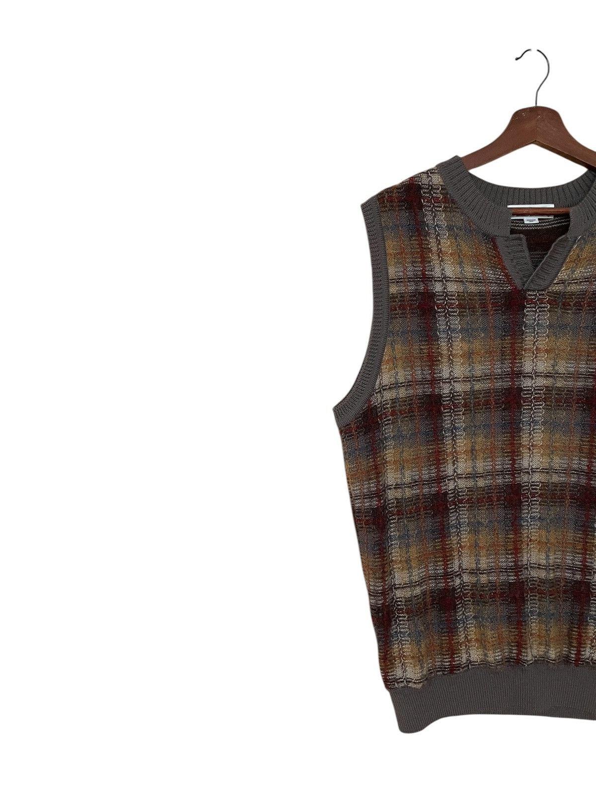 Vintage Vintage Brand Aramis Aoudima Mohair Knitwear Vest 1990s Size US L / EU 52-54 / 3 - 3 Thumbnail