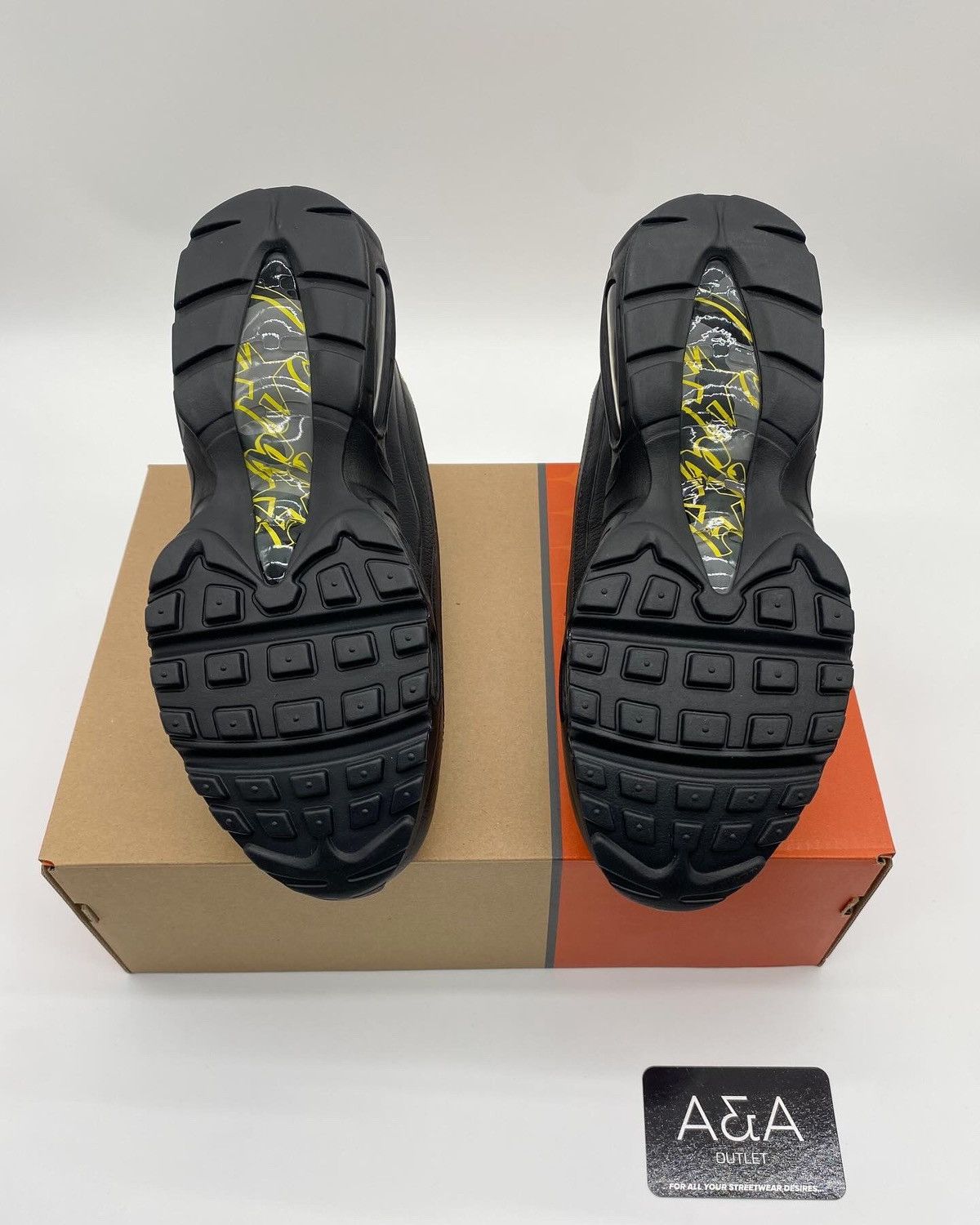 Corteiz × Nike Nike Air Max 95 Corteiz Honey Black US 8 Brand New Size US 8 / EU 41 - 5 Thumbnail