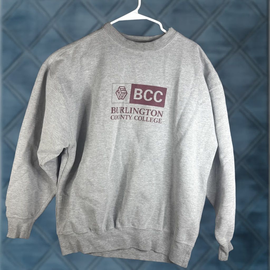 Jansport VINTAGE JanSport Sweatshirt Mens XL Gray BCC Burlington County College Crewneck Fleece Size US XL / EU 56 / 4 - 1 Thumbnail
