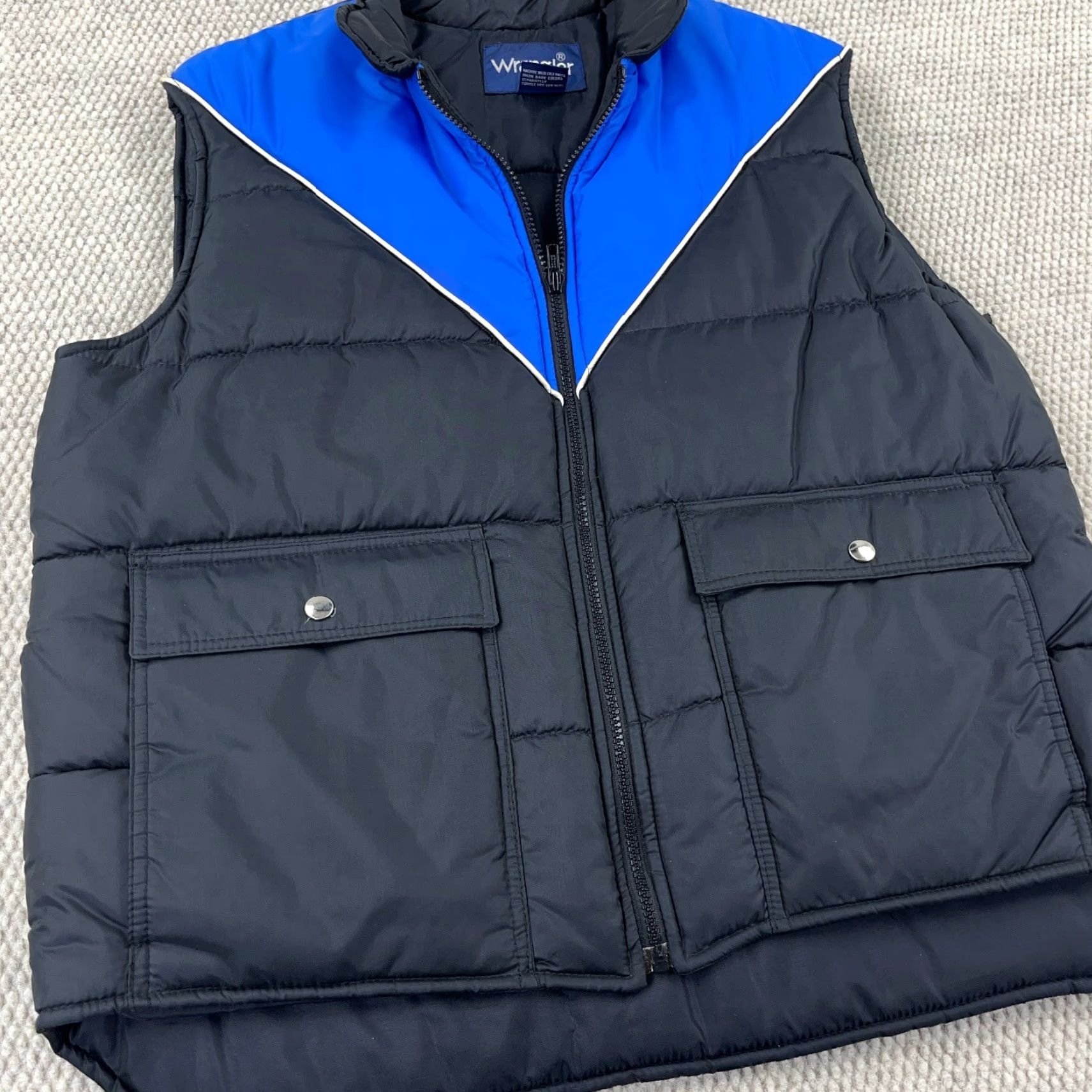 Wrangler Vintage Wrangler Puffer Vest Men Large Black Blue Jacket Western Gorpcore 90s Size US L / EU 52-54 / 3 - 3 Thumbnail