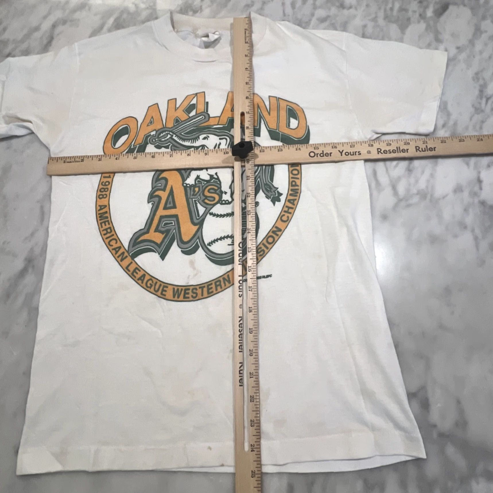Logo 7 Vintage 1988 Oakland A’s Logo 7 Shirt Small Short Sleeve Cotton Blend Men’s Sportswear 80s Division Champion USA Size US M / EU 48-50 / 2 - 7 Thumbnail