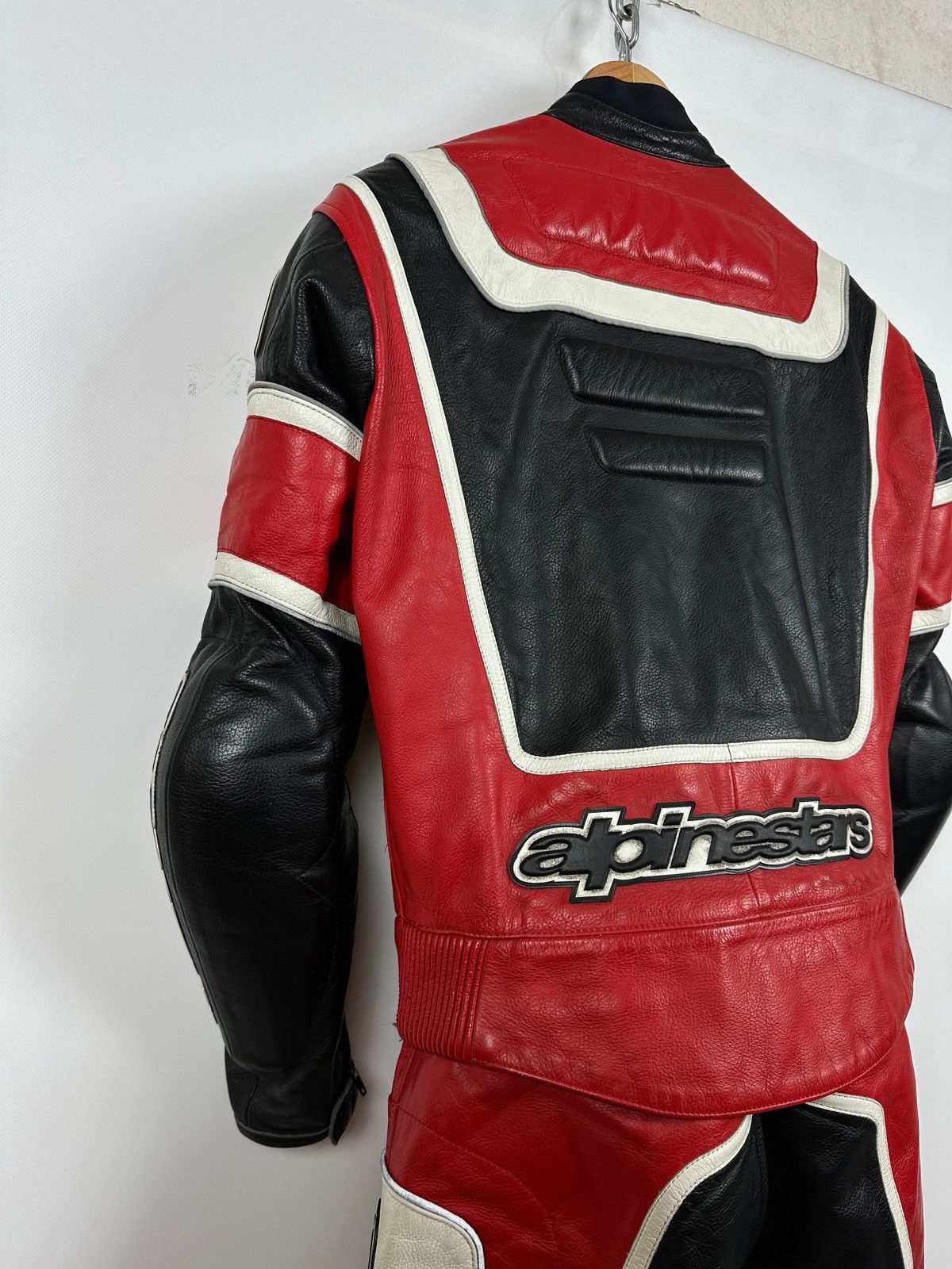 Alpinestars Alpinestar Professional Leather Superbike Moto Suit Size US M / EU 48-50 / 2 - 14 Thumbnail