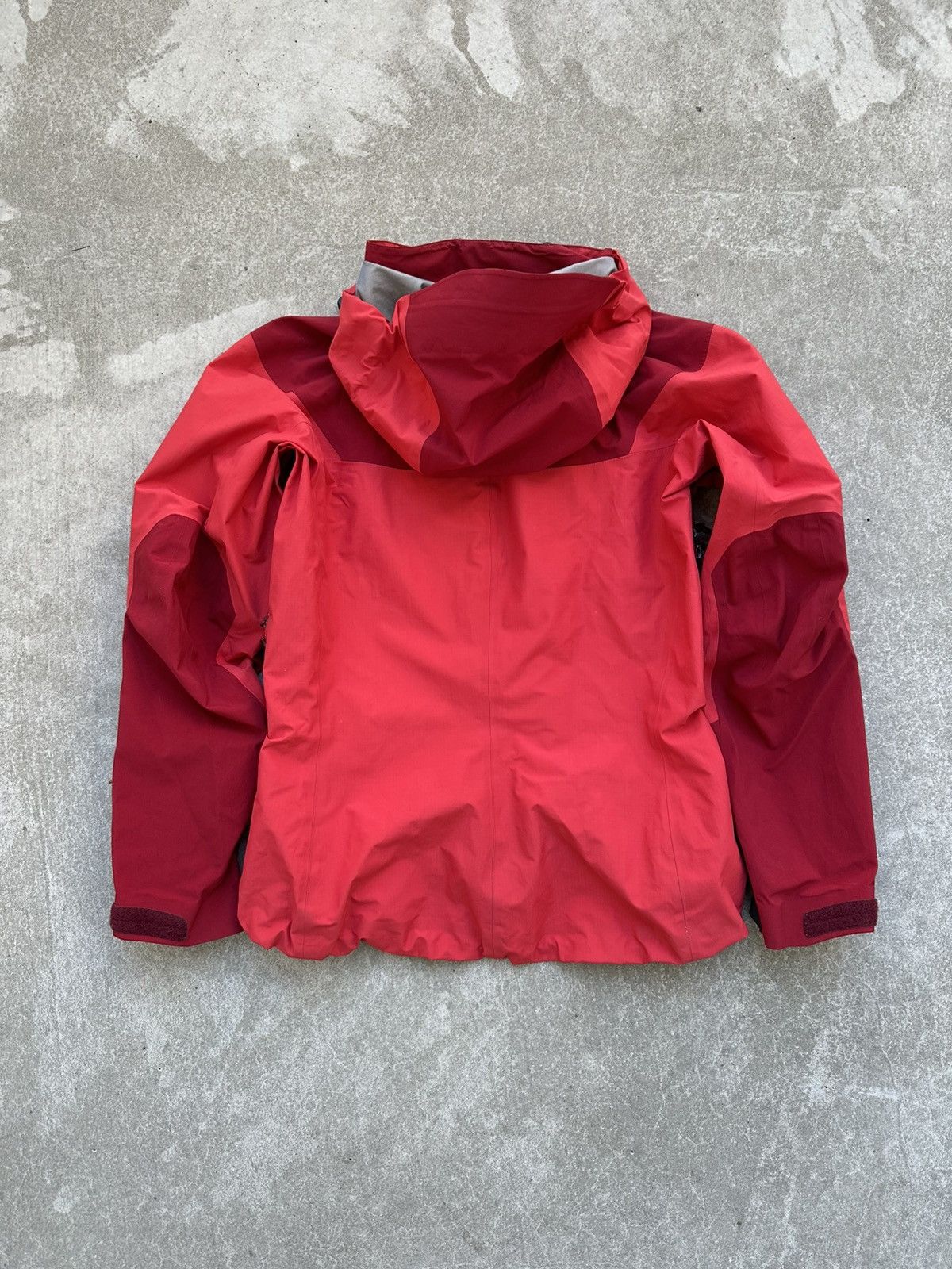 Arc'teryx Vintage Arc’teryx Beta AR Gore-Tex XCR Hardshell Jacket XS Size XS / US 0-2 / IT 36-38 - 8 Thumbnail