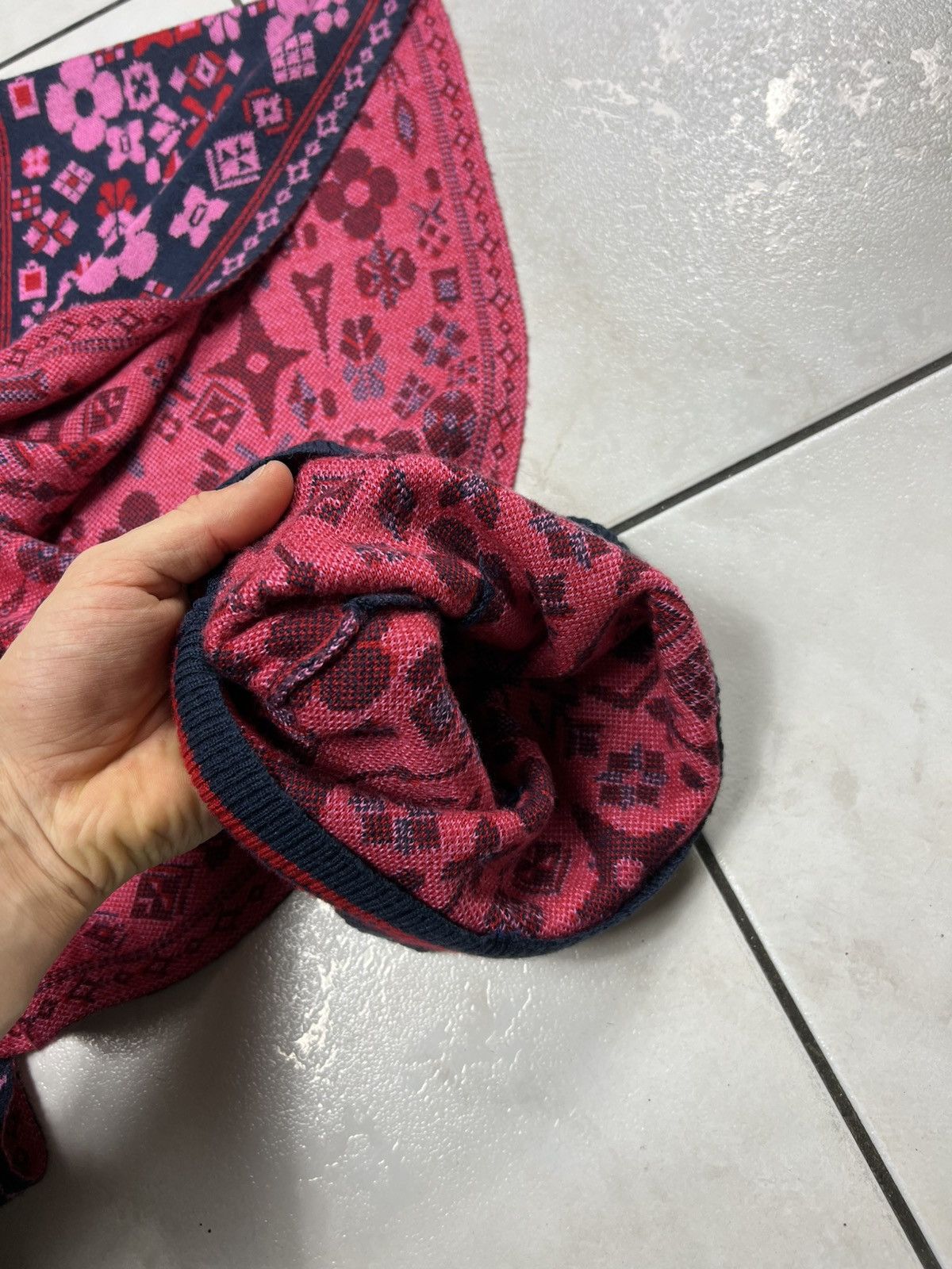 Louis Vuitton Vintage Louis Vuitton set hat+scarf floral monogram luxury Size ONE SIZE - 14 Thumbnail