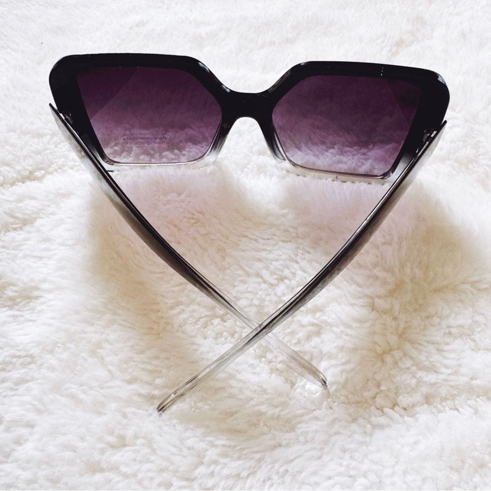 Other Junia Clear Black Oversized Sunglasses Size ONE SIZE - 4 Thumbnail