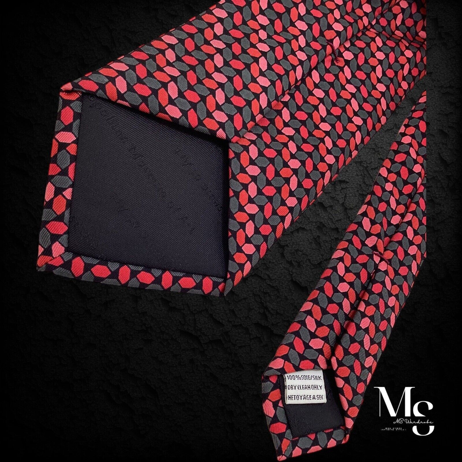 Other THE METROPOLITAN MUSEUM OF ART Red Geometric Luxury Silk Tie Size ONE SIZE - 4 Thumbnail