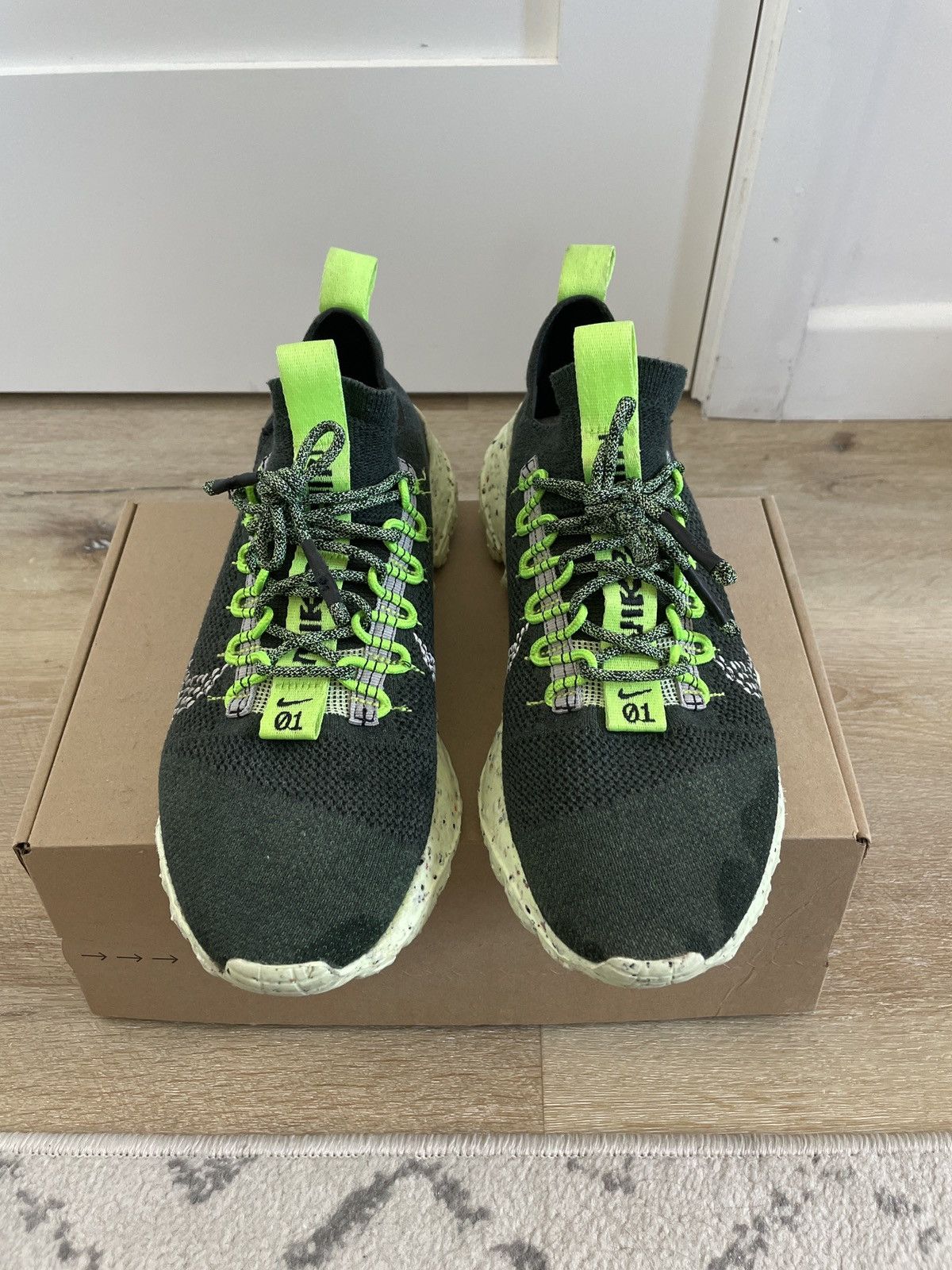 Nike Nike Space Hippie 01 Size US 10 / EU 43 - 3 Thumbnail
