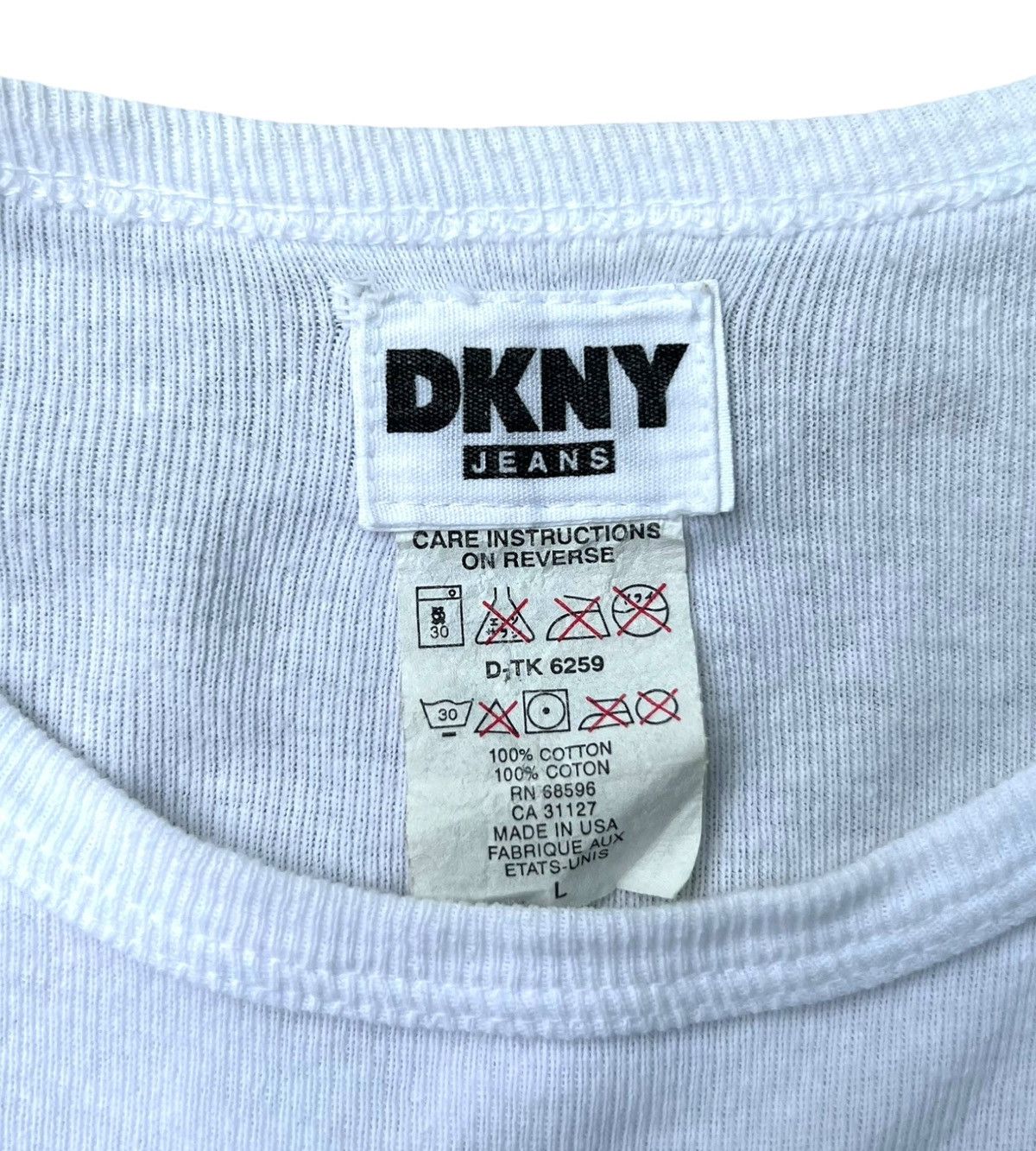 DKNY × Vintage VINTAGE DKNY T-SHIRT Size US L / EU 52-54 / 3 - 2 Thumbnail
