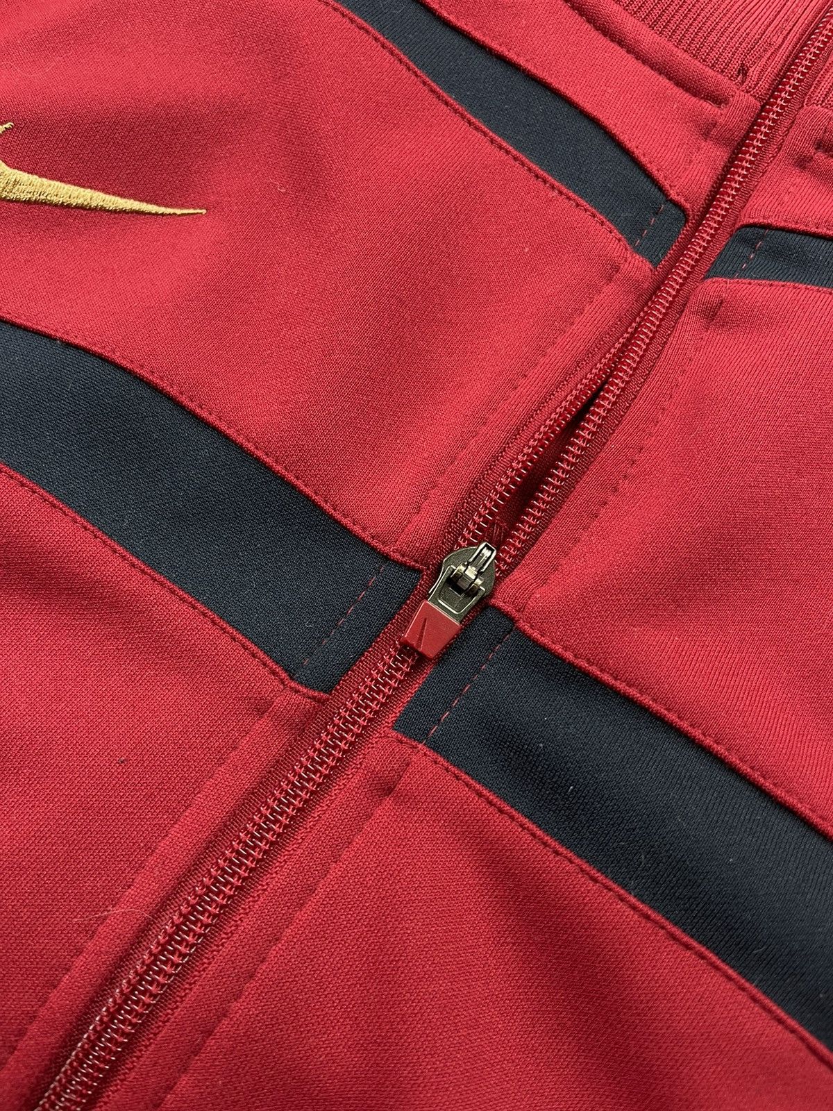Nike Nike FC Barcelona 2007 Track Jacket Red Navy Size US L / EU 52-54 / 3 - 9 Thumbnail