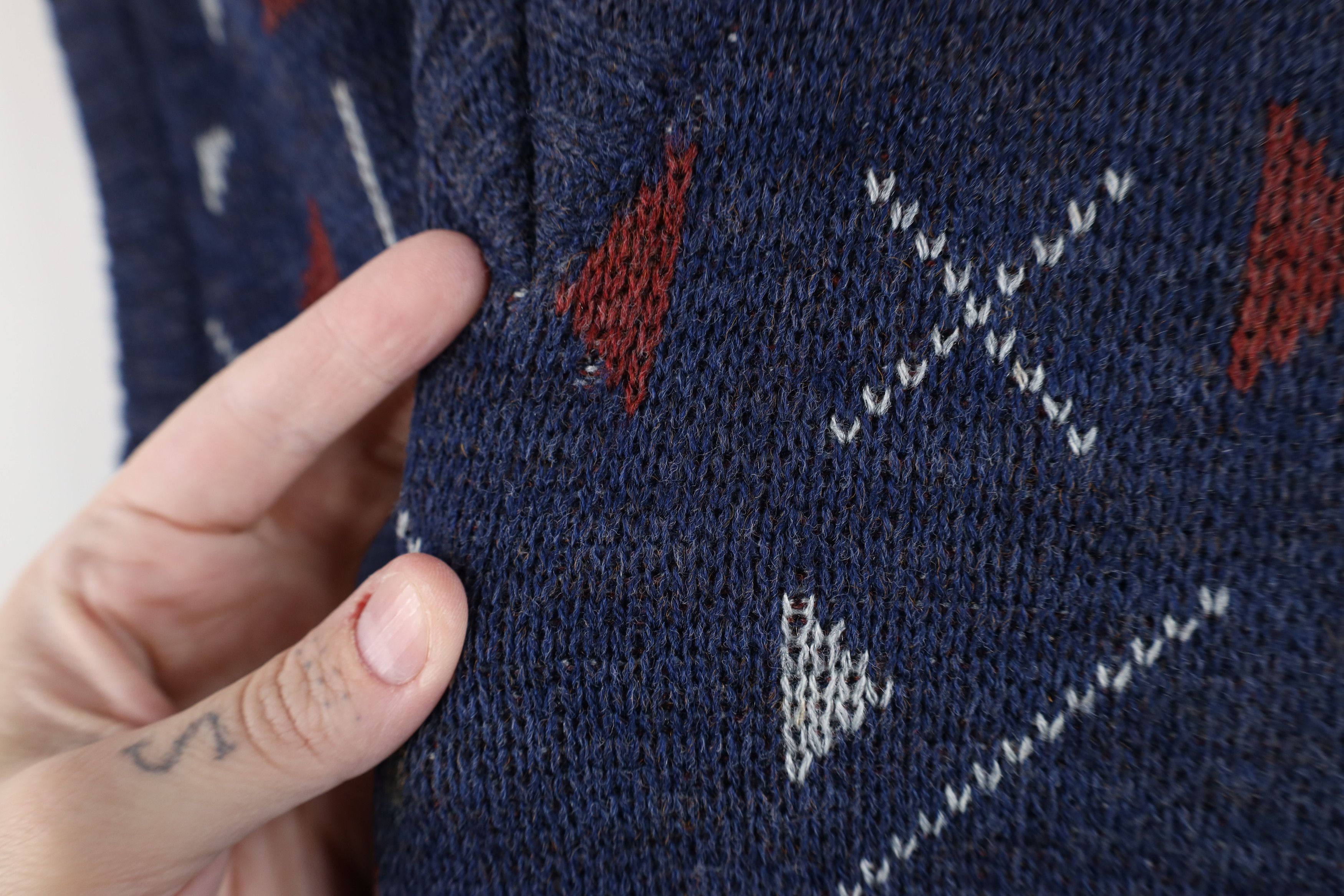 Vintage Vintage 90s Streetwear Blend Geometric Knit Sweater Vest Size M / US 6-8 / IT 42-44 - 4 Thumbnail