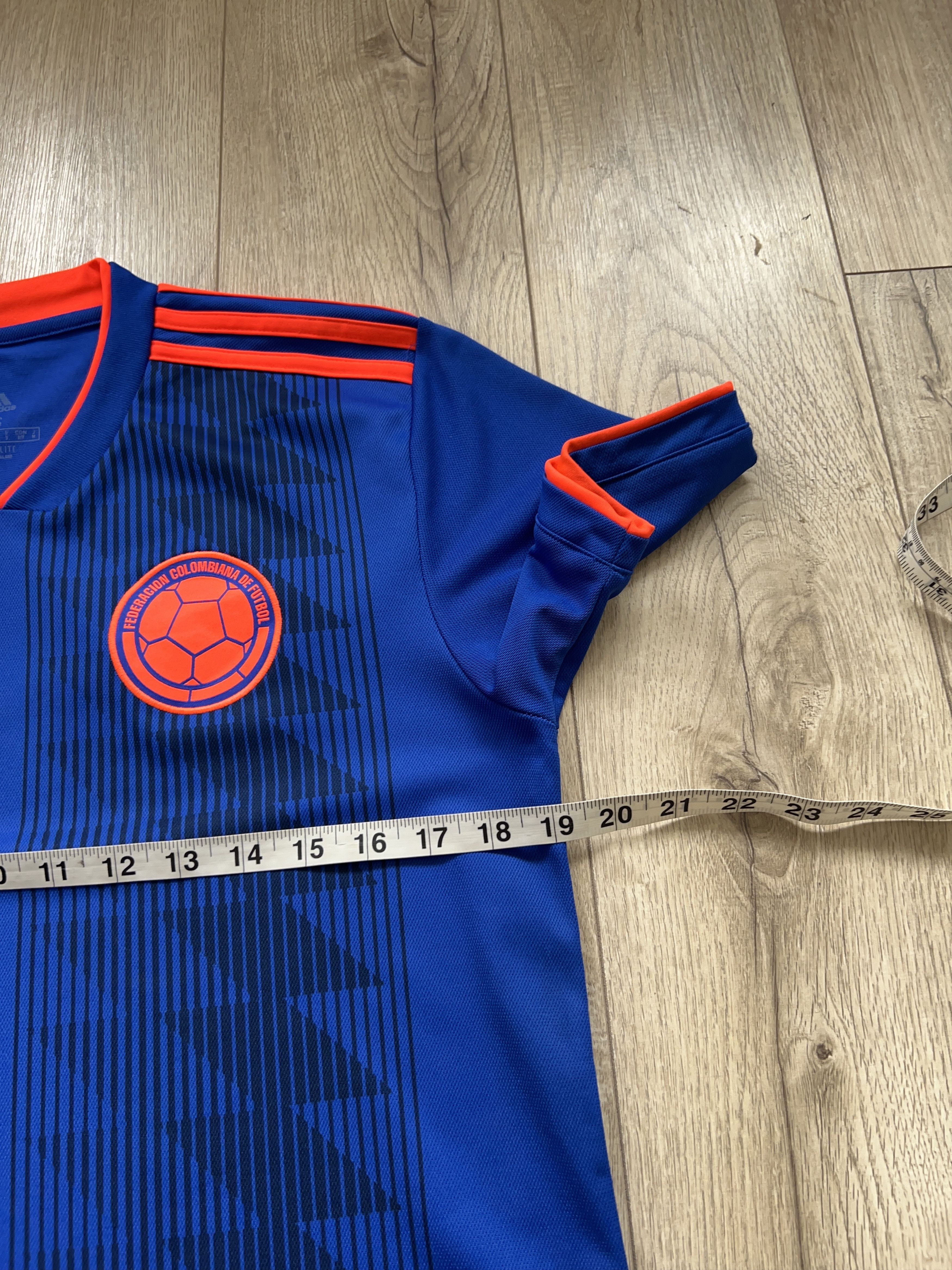 Adidas Mens Colombia 2018 2019 Away Football Soccer Shirt Jersey Size US S / EU 44-46 / 1 - 4 Thumbnail