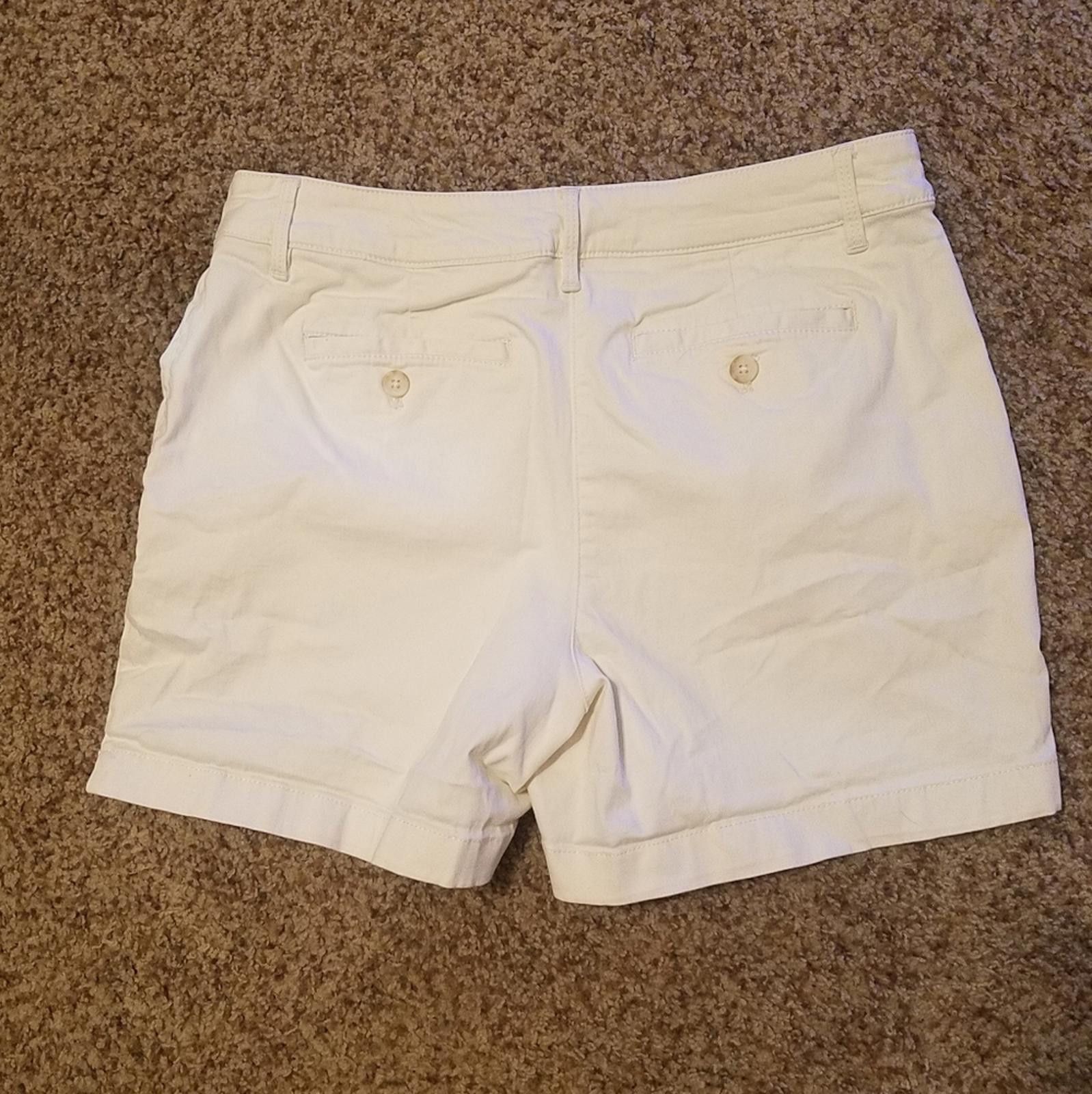 Tommy Bahama Tommy Bahama Cream Shorts Size 10 Size 32" / US 10 / IT 46 - 2 Thumbnail