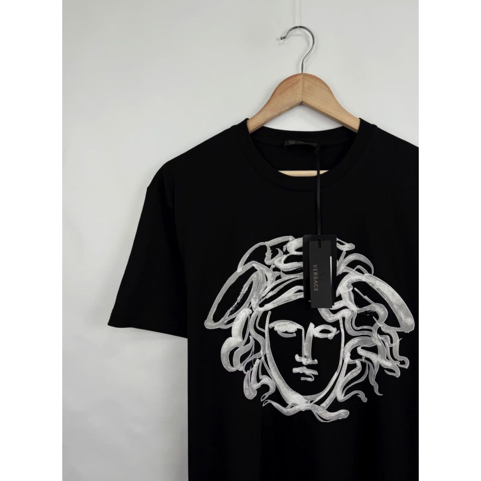 Versace VERSACE T-Shirt Art Medusa Black L Mens Size US L / EU 52-54 / 3 - 5 Thumbnail