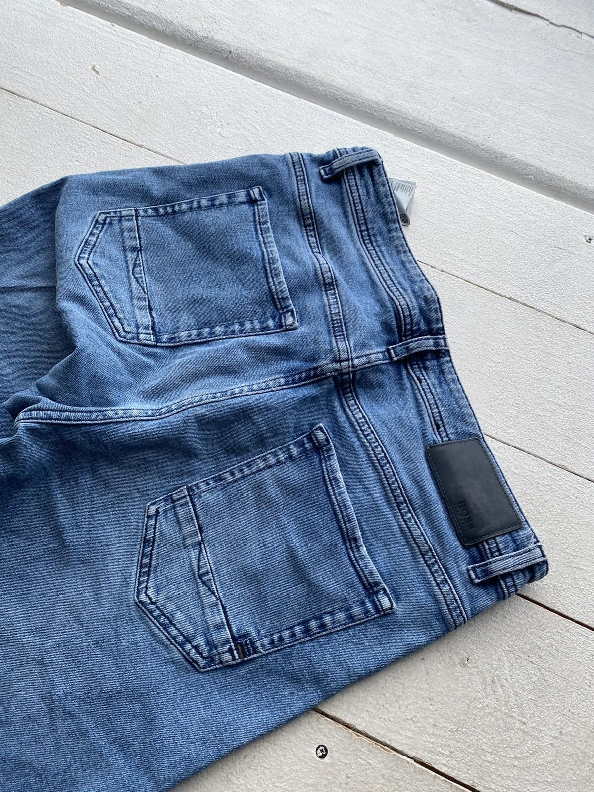 Hugo Boss 00s BOSS Hugo Boss Slim Fit Blue Jeans Light Wash Denim Size US 32 / EU 48 - 12 Thumbnail
