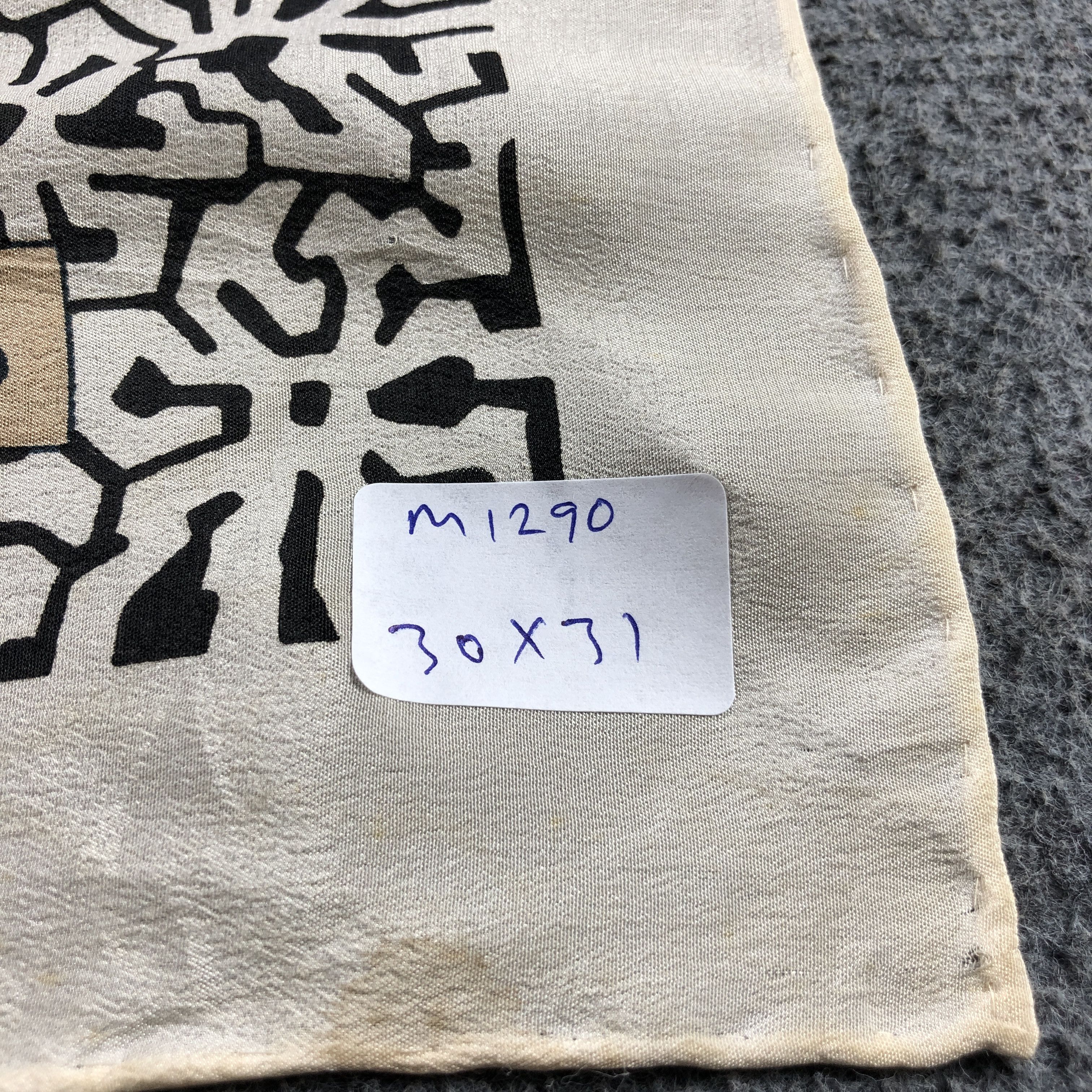 Hardy Amies Vintage Hardy Amies Floral Hand Rolled Silk Scarf M1290 Size ONE SIZE - 14 Thumbnail