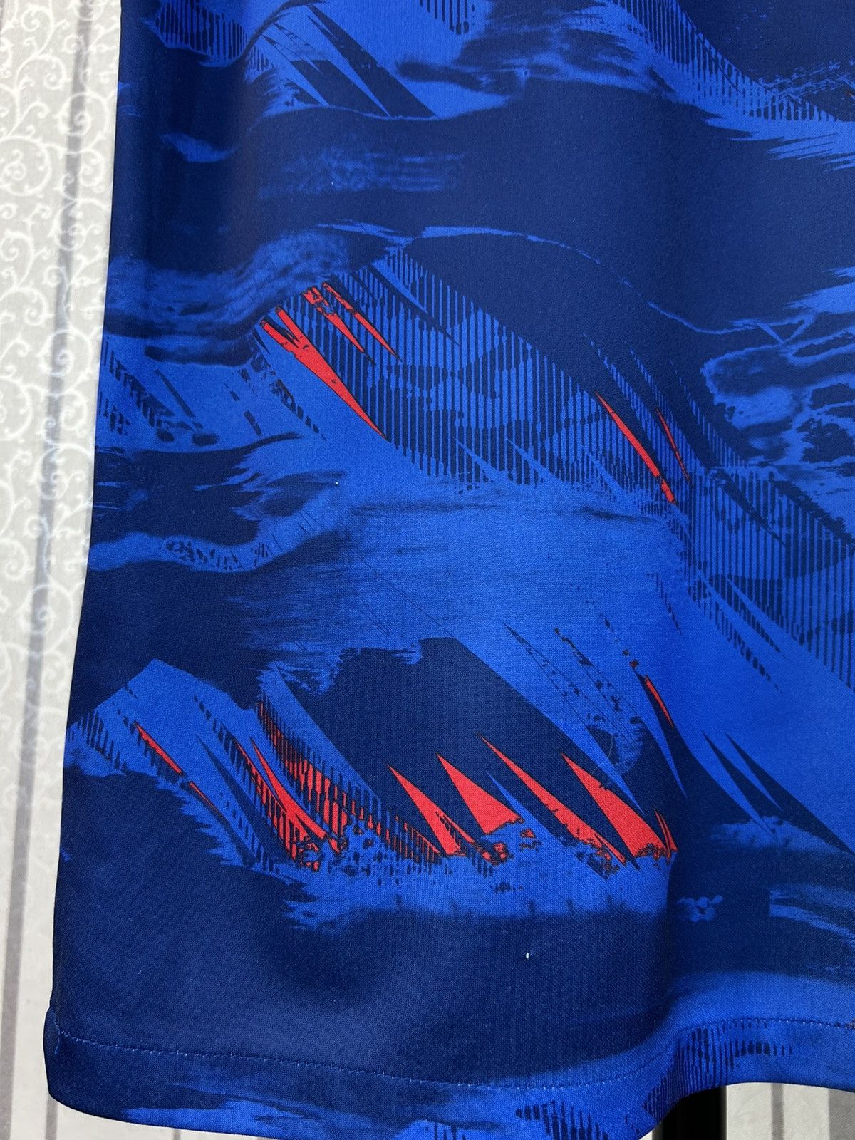 Nike Nike England 2022/2023 Jersey Size S Size US S / EU 44-46 / 1 - 16 Thumbnail