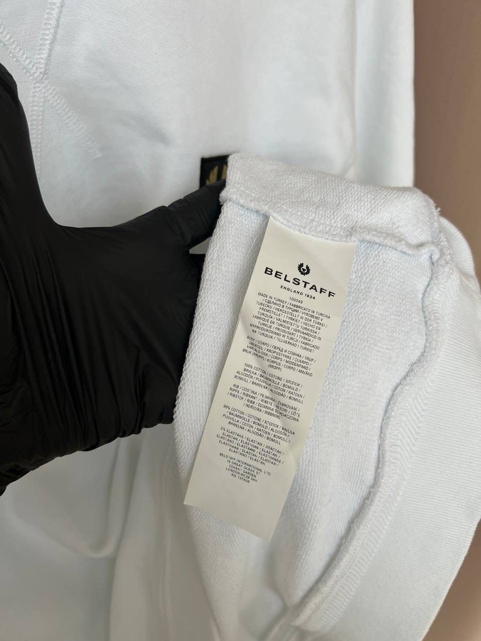 Belstaff Belstaff Men's Patch Crew Sweater Size XL/L White Sweatshirt Size US XL / EU 56 / 4 - 11 Thumbnail