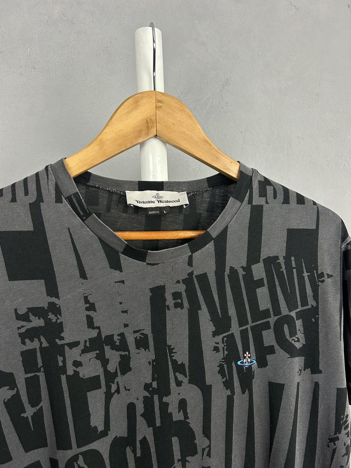 Vivienne Westwood Vivienne Westwood Multi Logo t shirt Size US L / EU 52-54 / 3 - 4 Thumbnail
