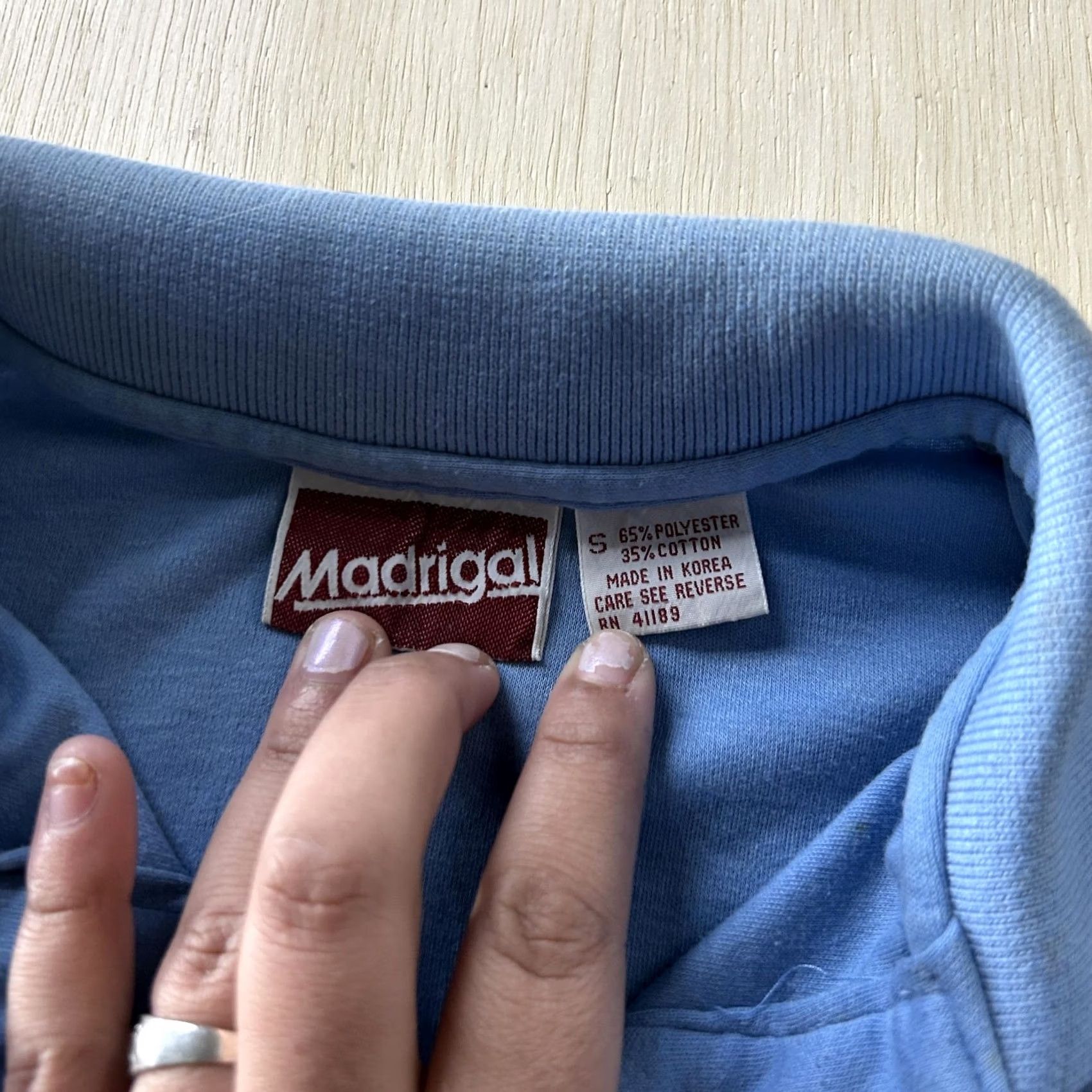 Vintage VINTAGE Madrigal Polo Shirt Men Small Blue Golf Embroidered Logo Knit Shirt Size US S / EU 44-46 / 1 - 4 Thumbnail