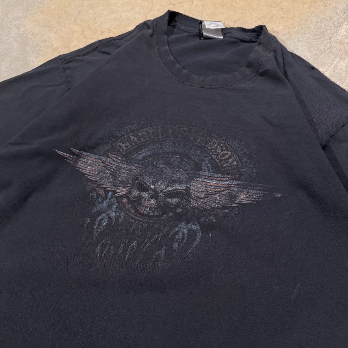 Harley Davidson 2000s Harley Davidson Thrashed Faded Skull Tee ERD Grunge Size US XL / EU 56 / 4 - 3 Thumbnail